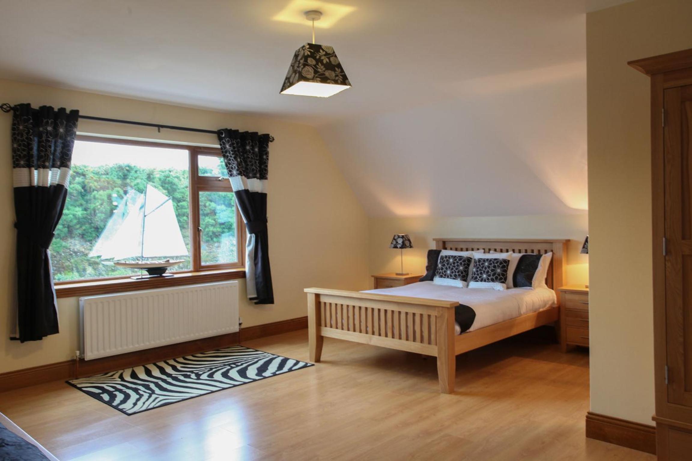 Deluxe Family Suite