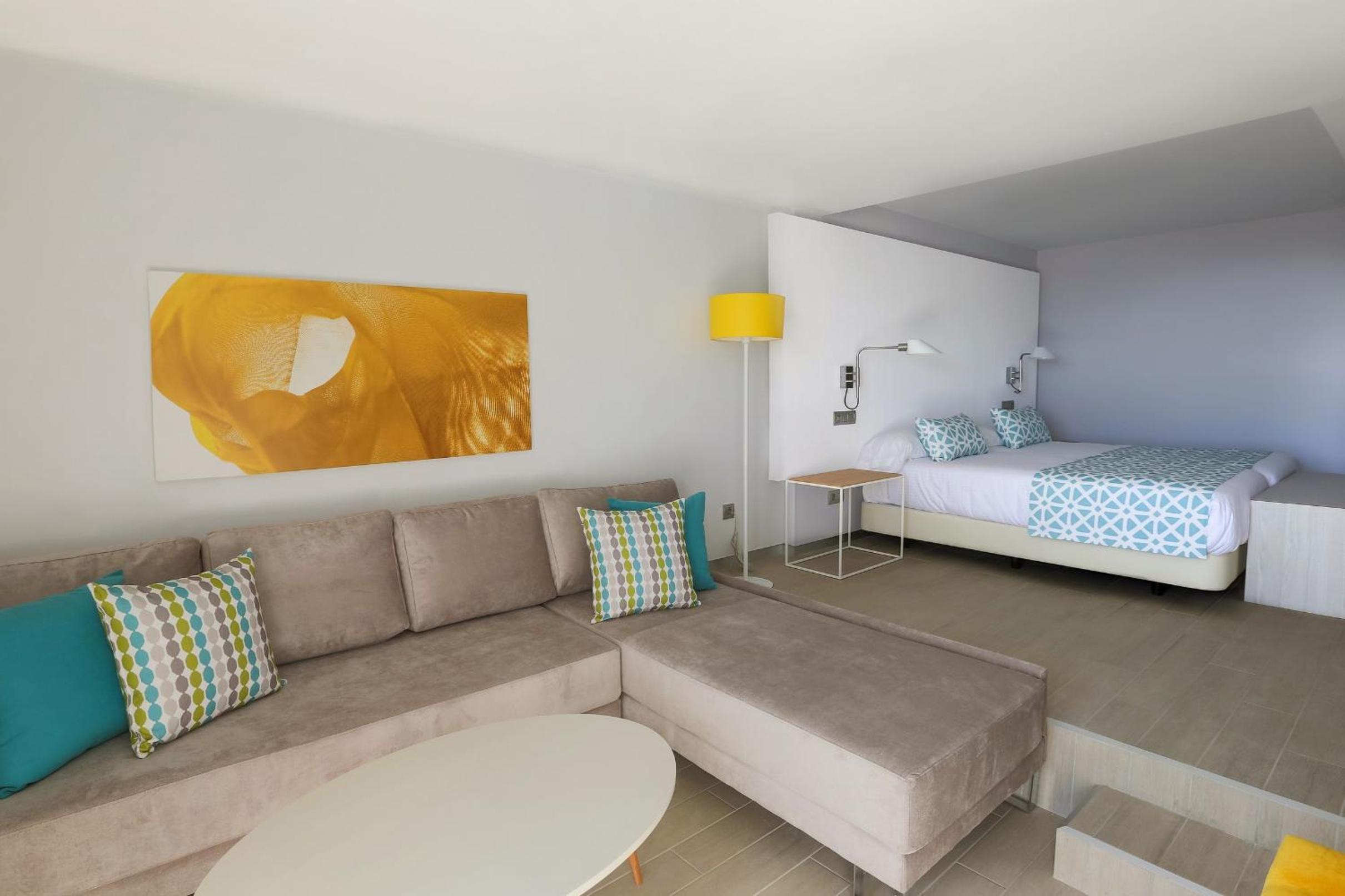 Suite Junior con Vista al Jardín