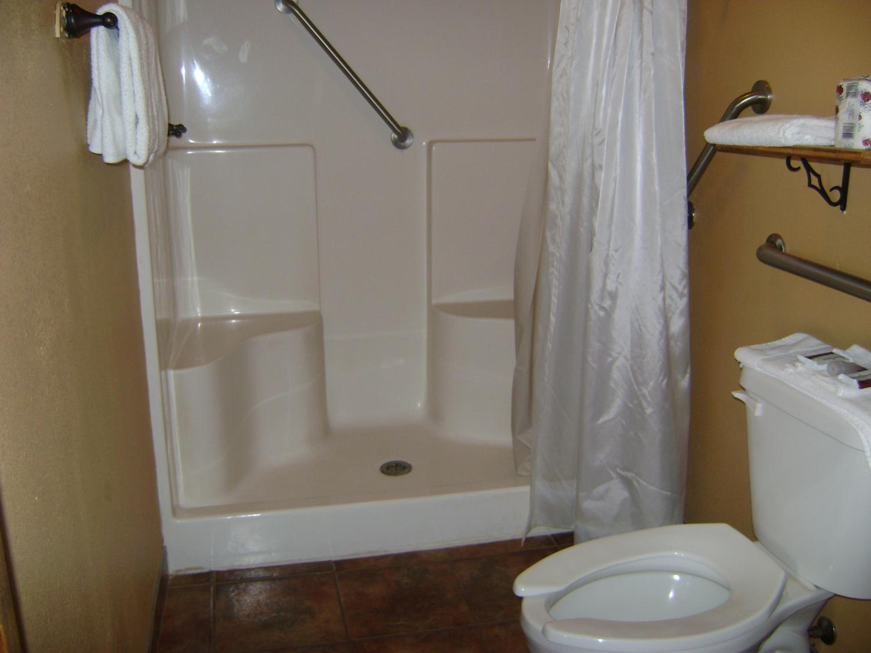 Double Room with Two Double Beds photo 3