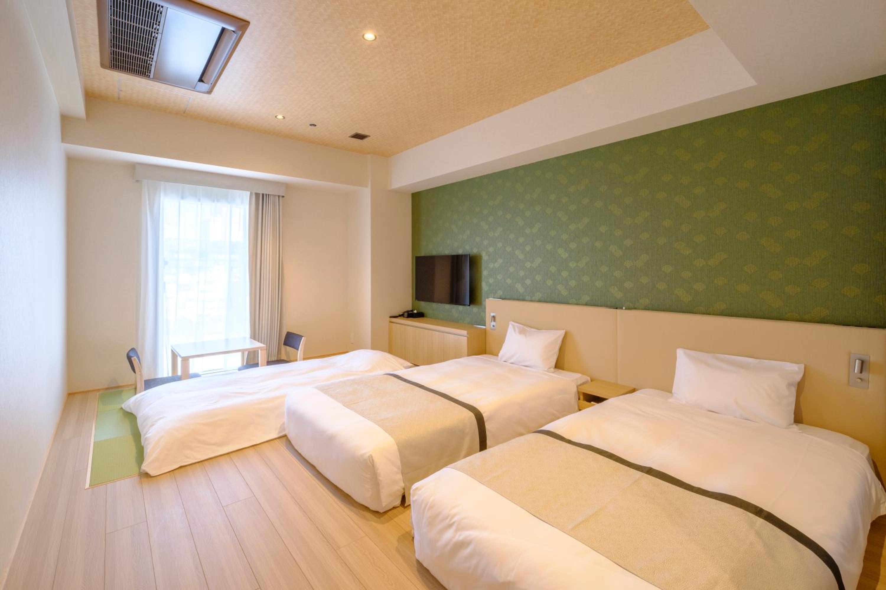Luxury Twin With Japanese-style Futon