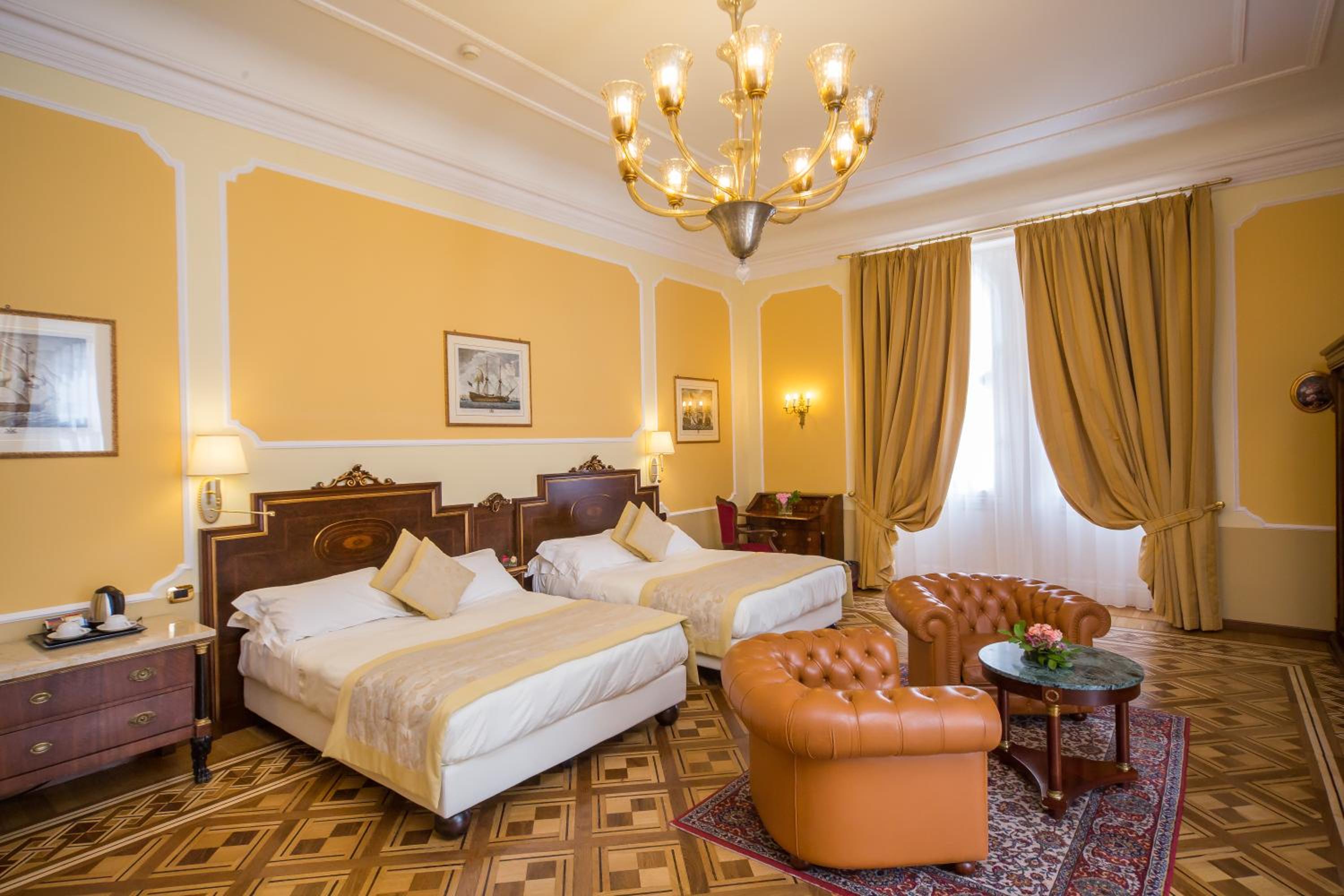 Grand Junior Suite - Photo 3