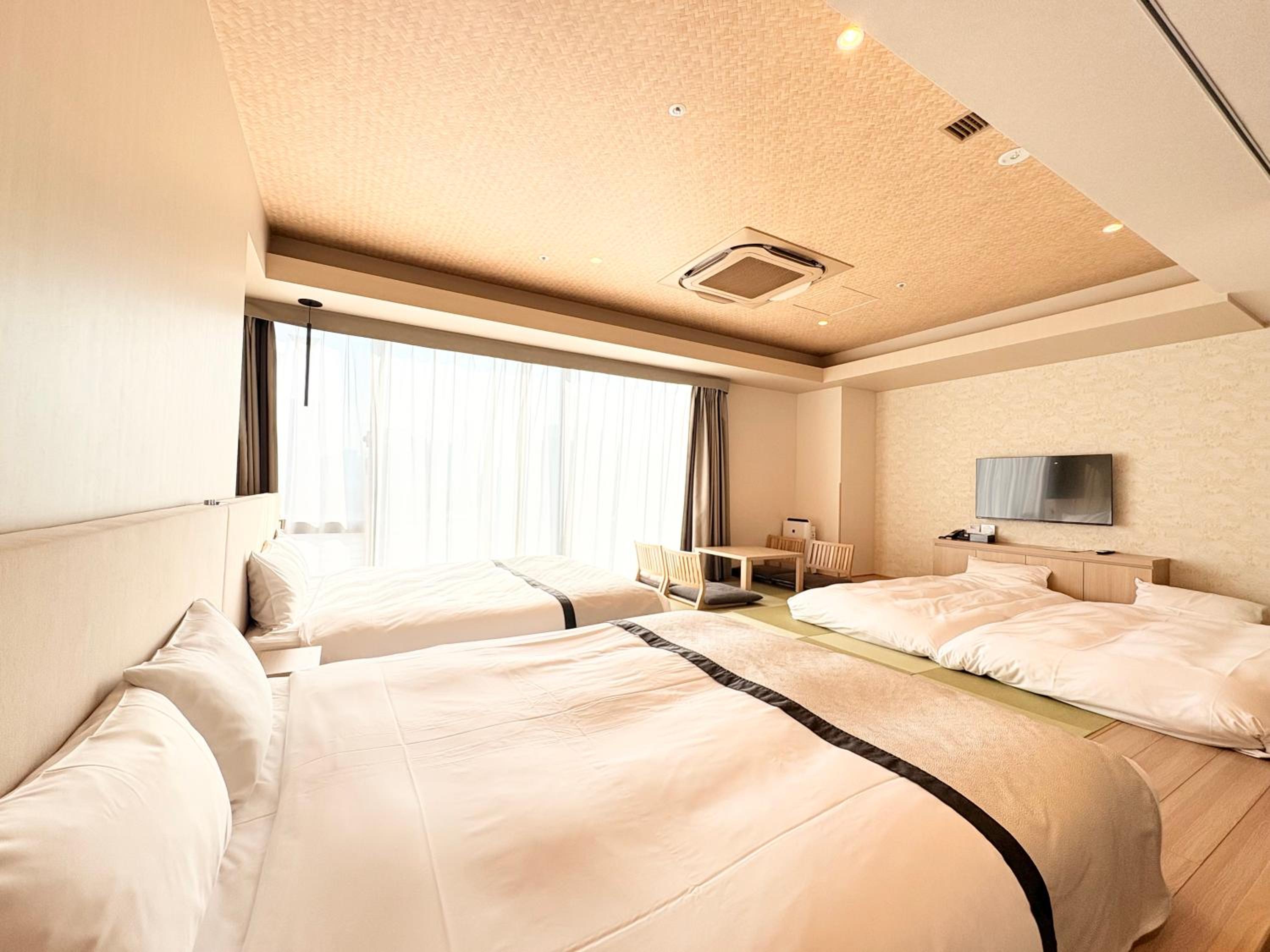 Premier Large Twin With Japanese-style 2Futon