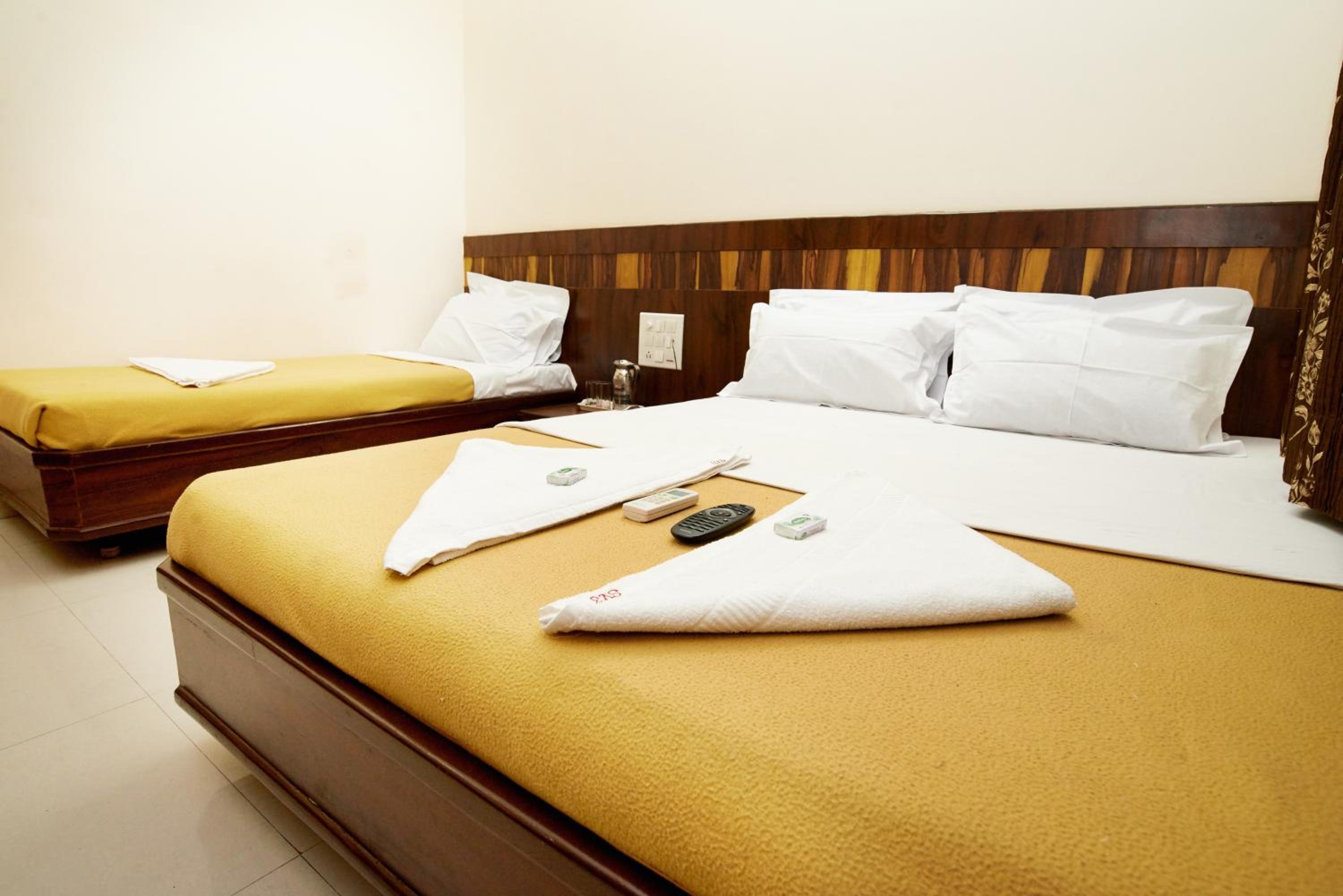 Deluxe Triple Room photo 2