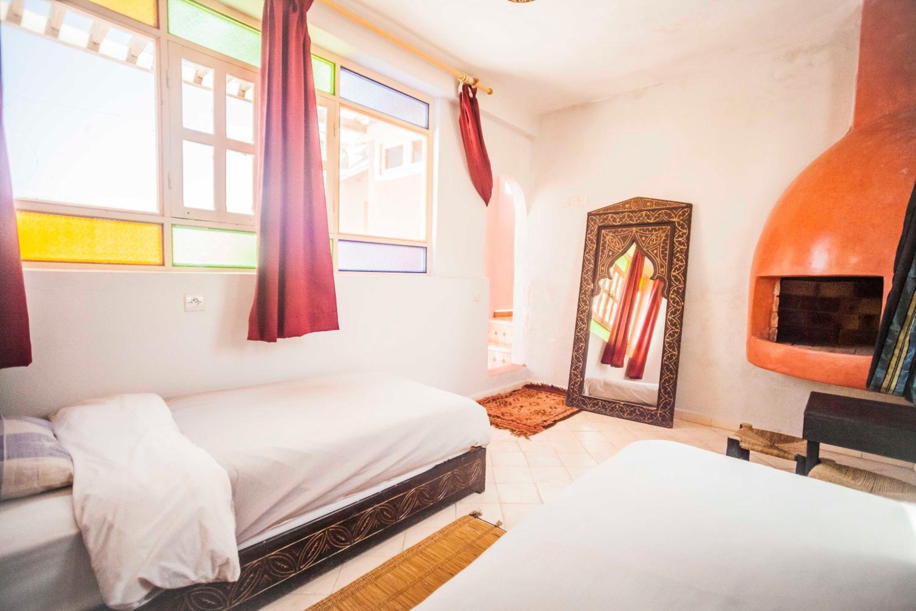 Twin Room with Private Bathroom - Photo 1