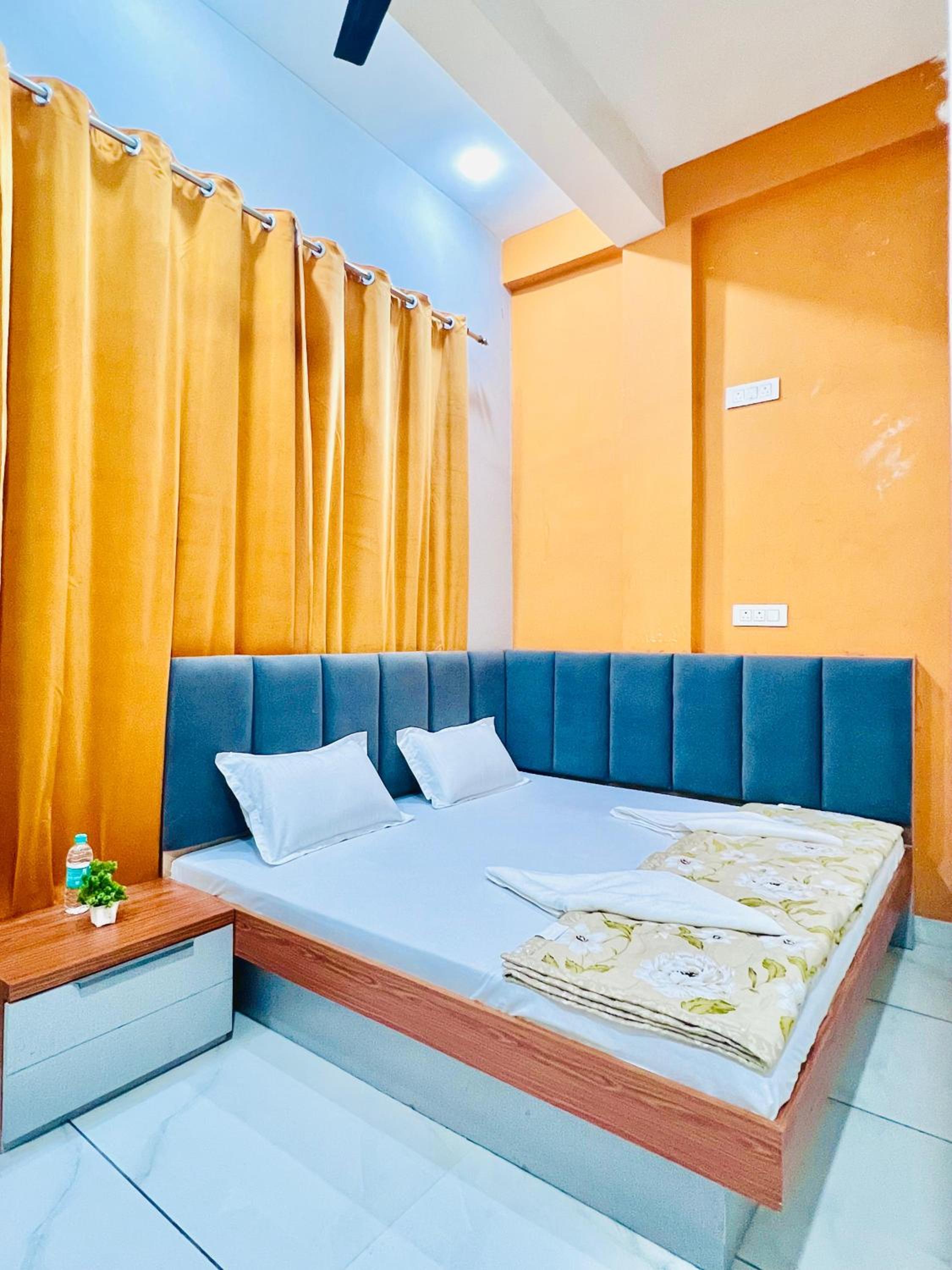 Comfort Triple Room with Shower