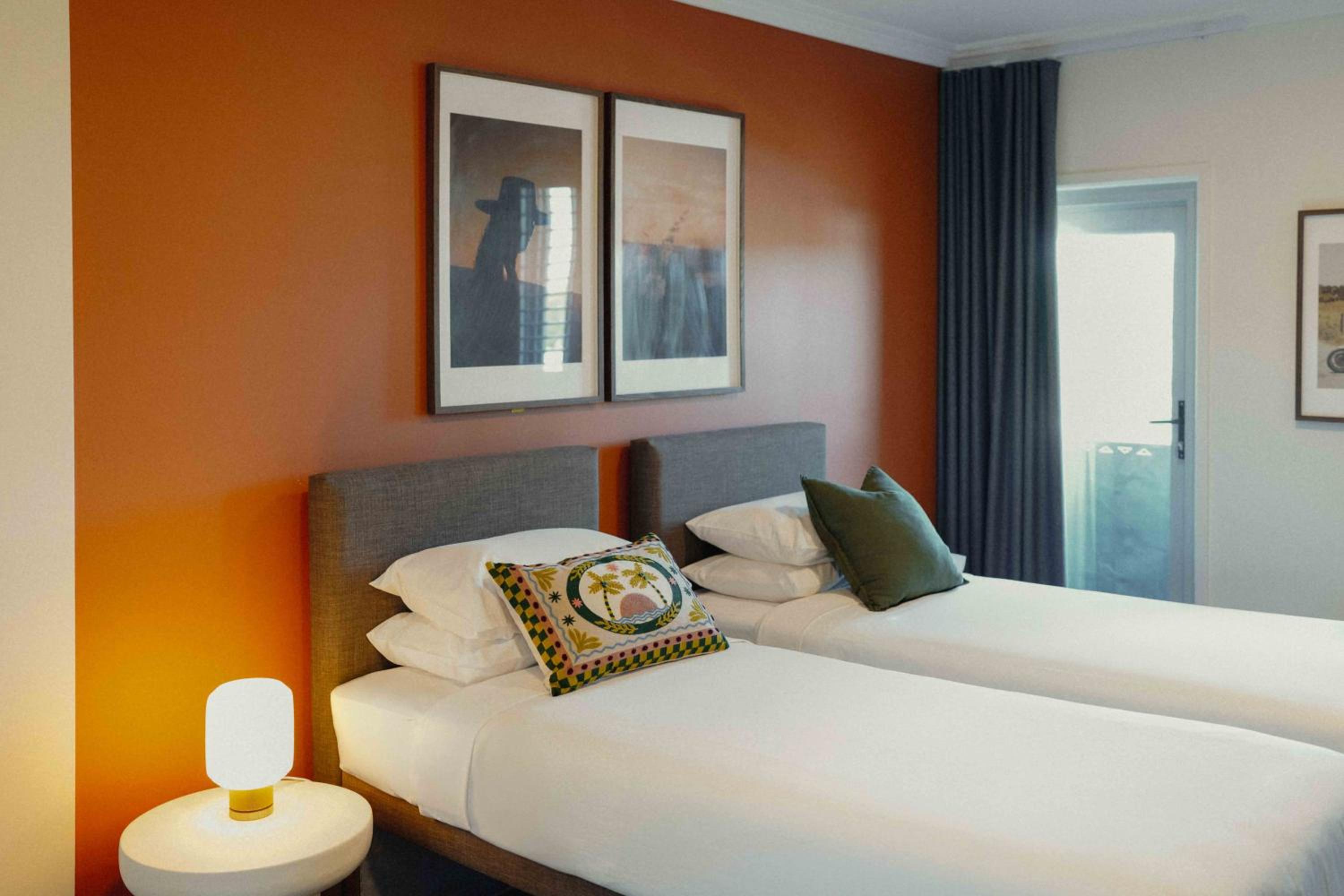 Twin Ensuite Room