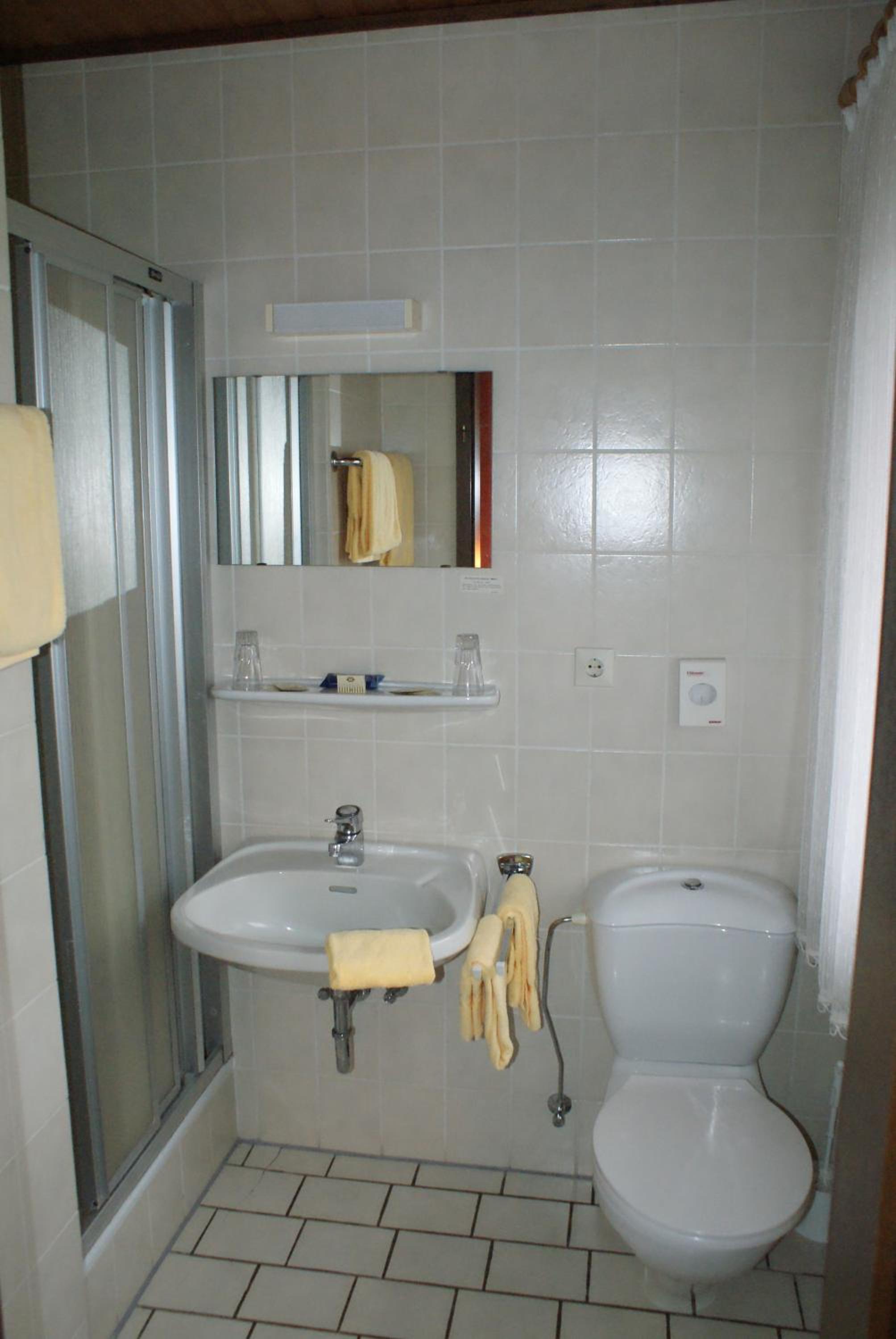 Quadruple Room with Bathroom photo 2