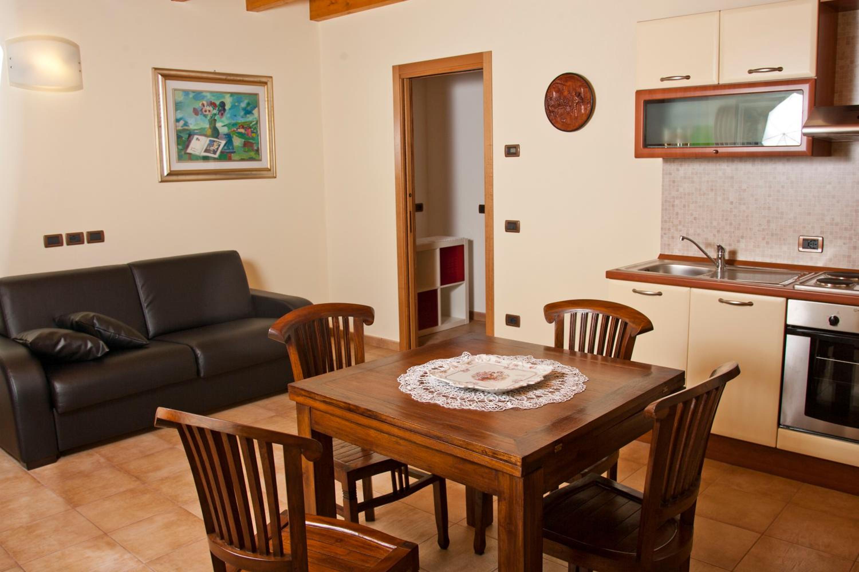 One-Bedroom Apartment (3 Adults) photo 3