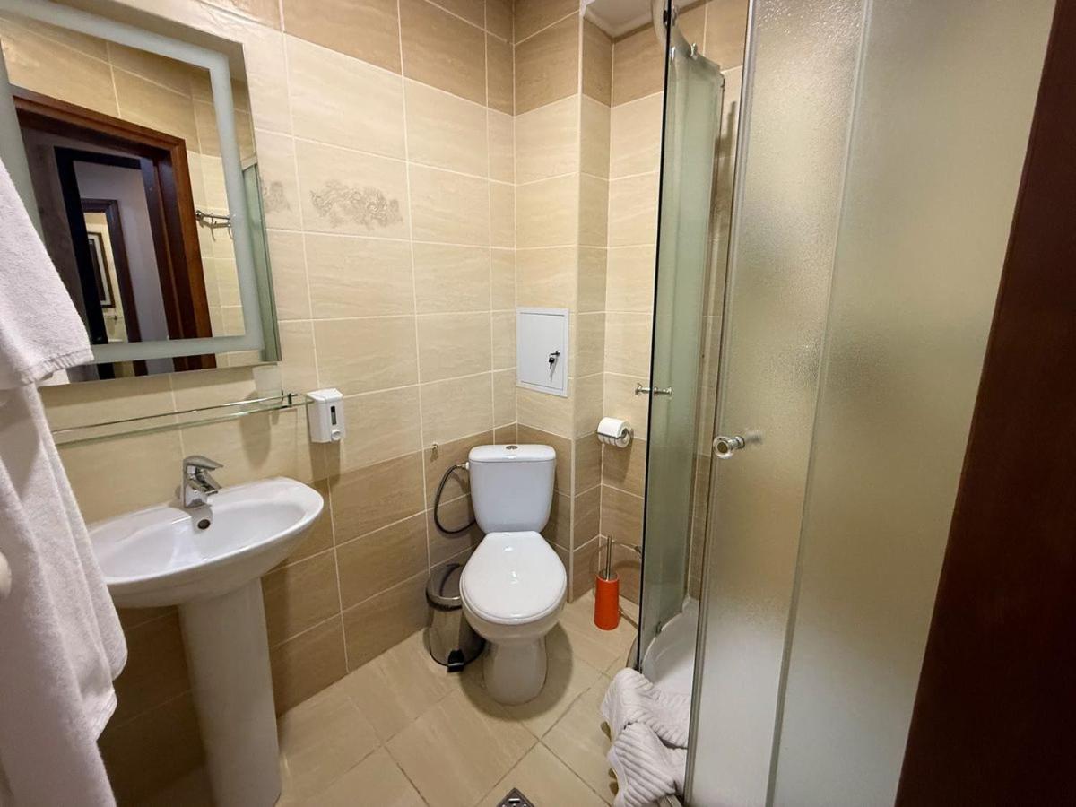 Budget Twin Room photo 3
