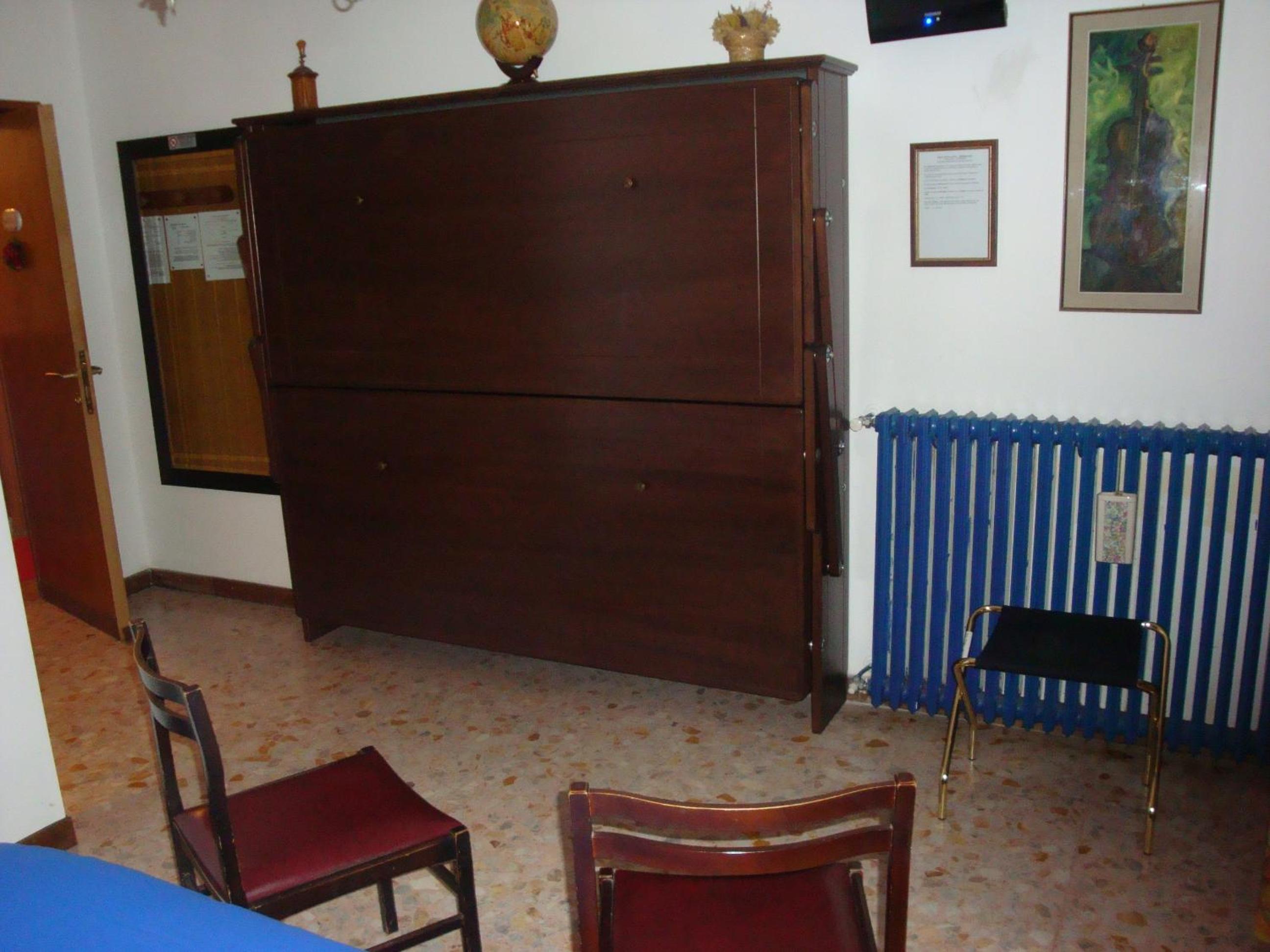 Double or Twin Room photo 3