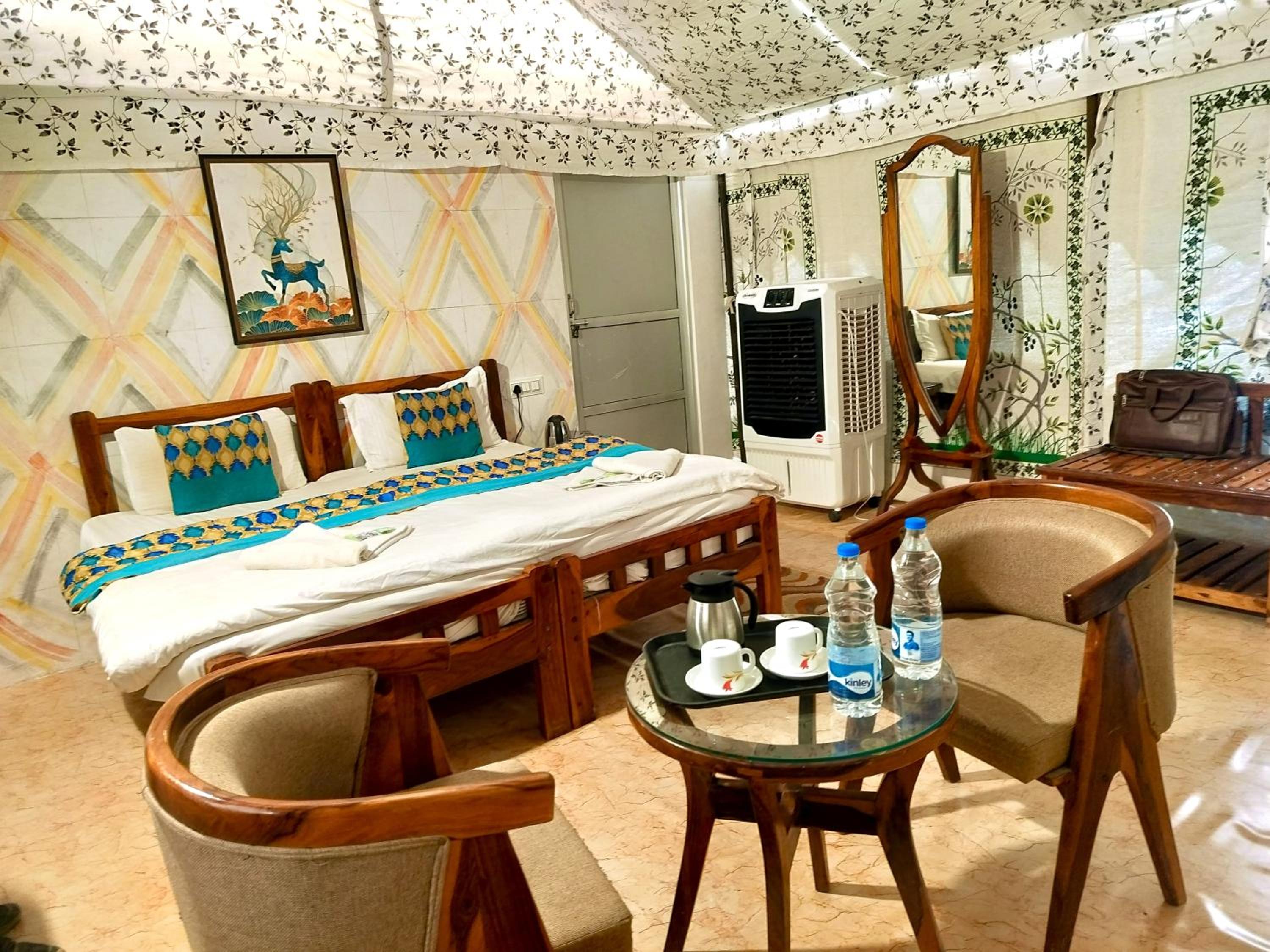 Superior King Room photo 2