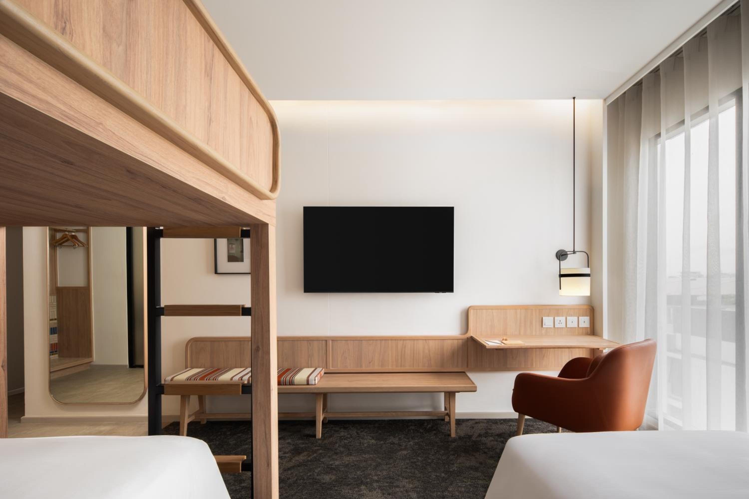 Roomy Triplex photo 3