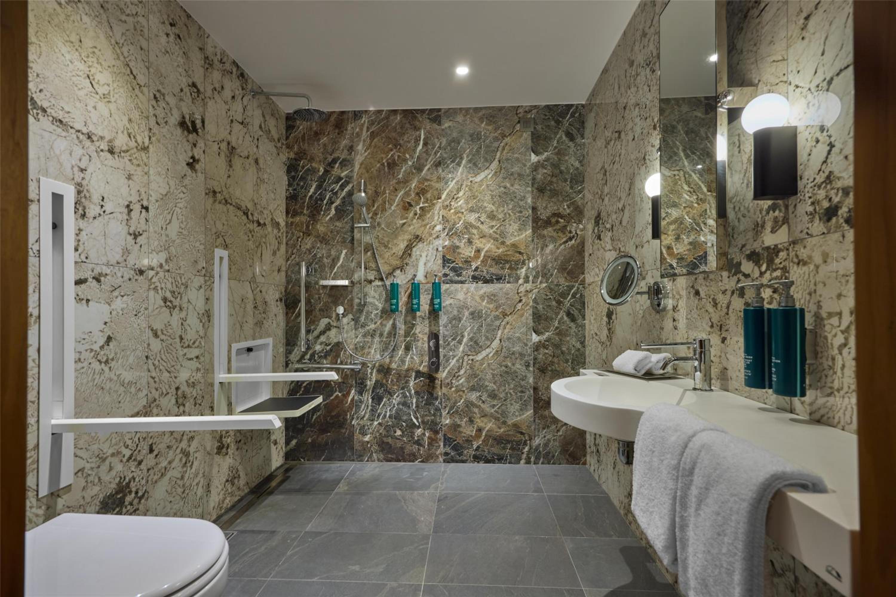 Twin Room - Accessible