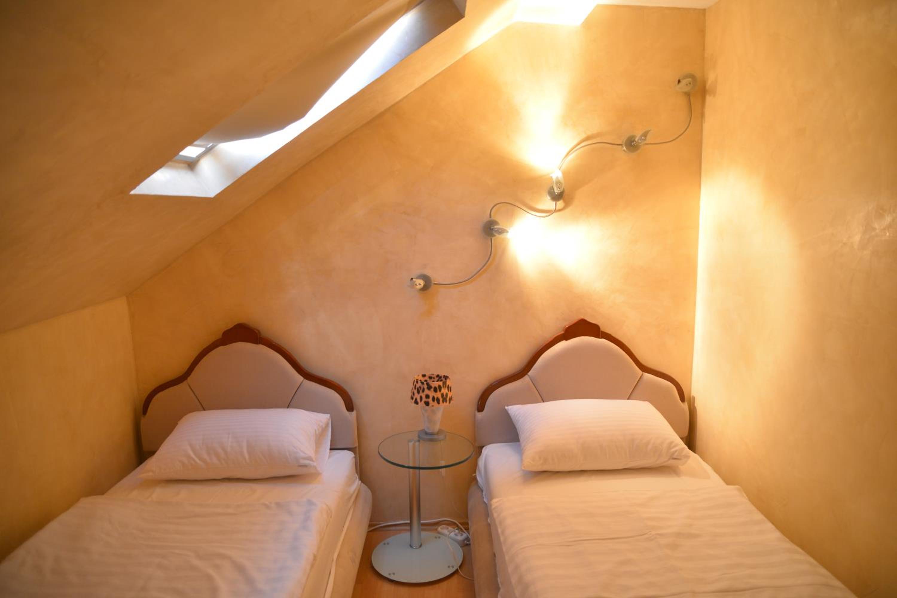 Standard Quadruple Room photo 3