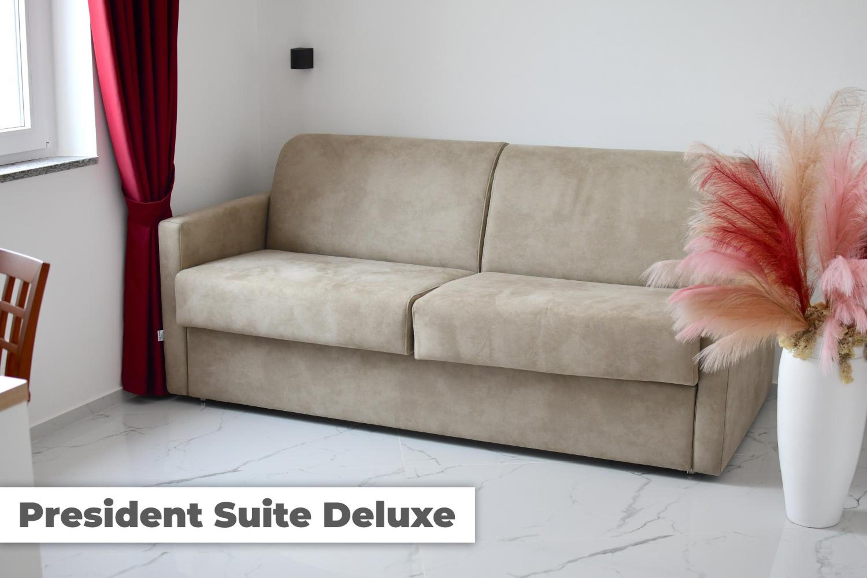 Presidential Suite photo 3