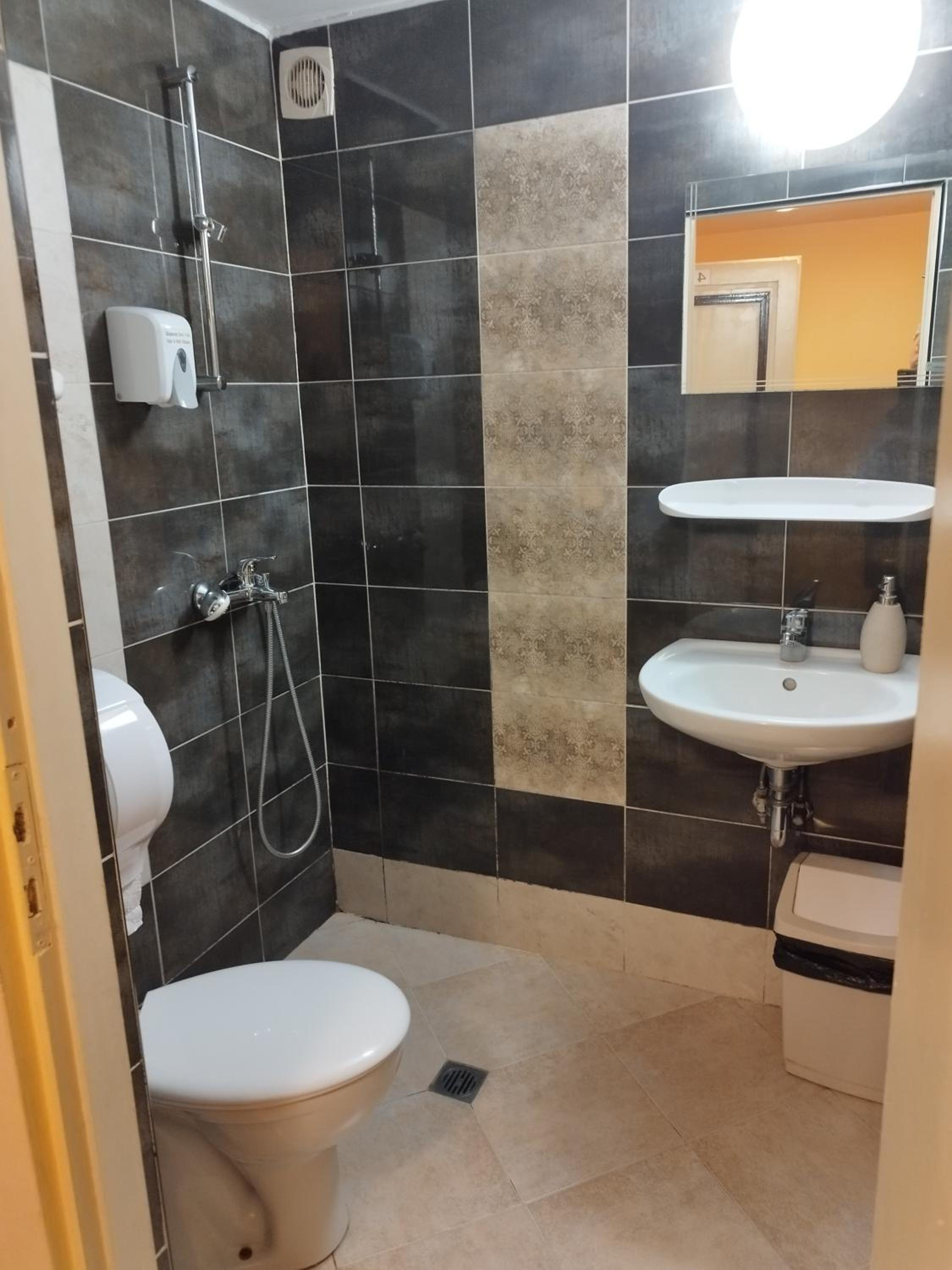 Large Twin Room photo 1