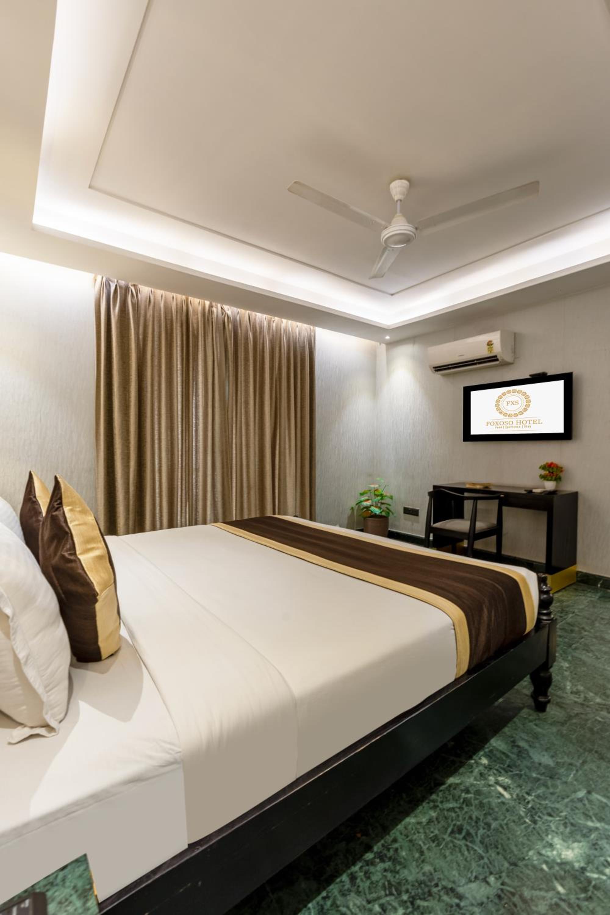 Executive Room - Photo 3