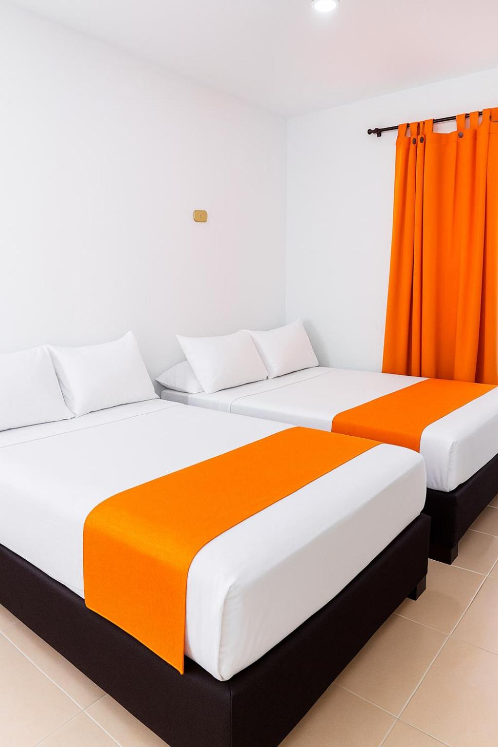 Queen Room with Two Queen Beds photo 1