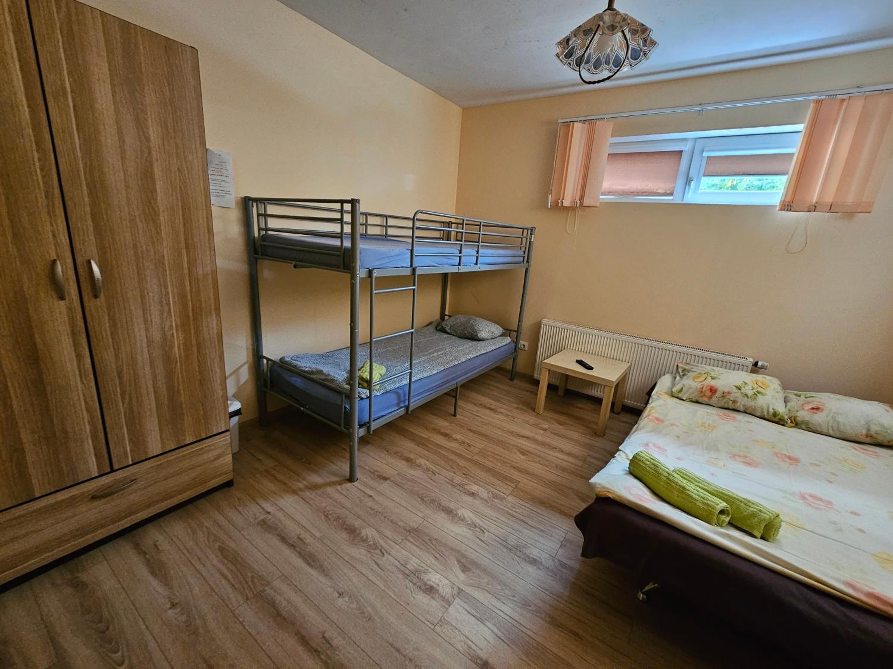 Economy Quadruple Room