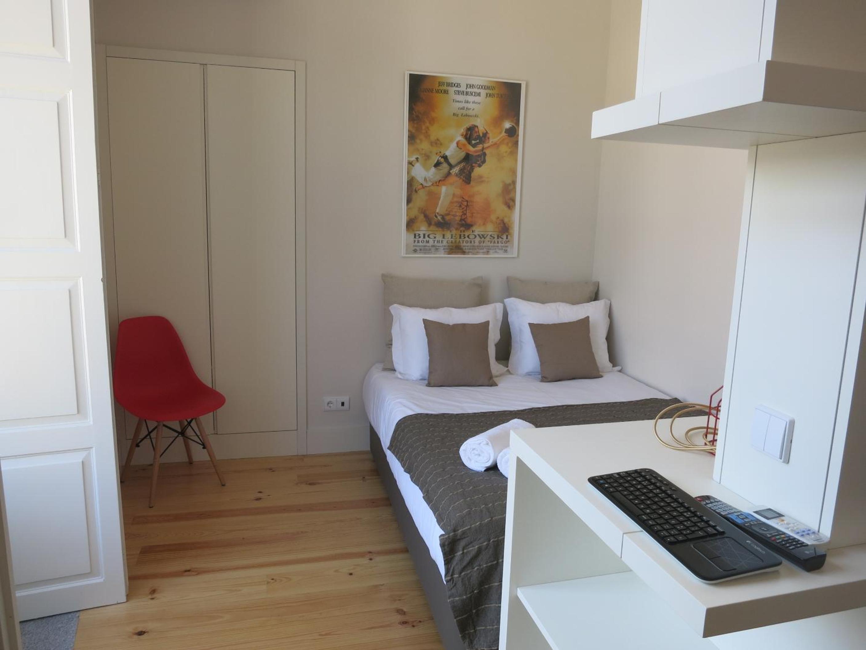 Deluxe Studio