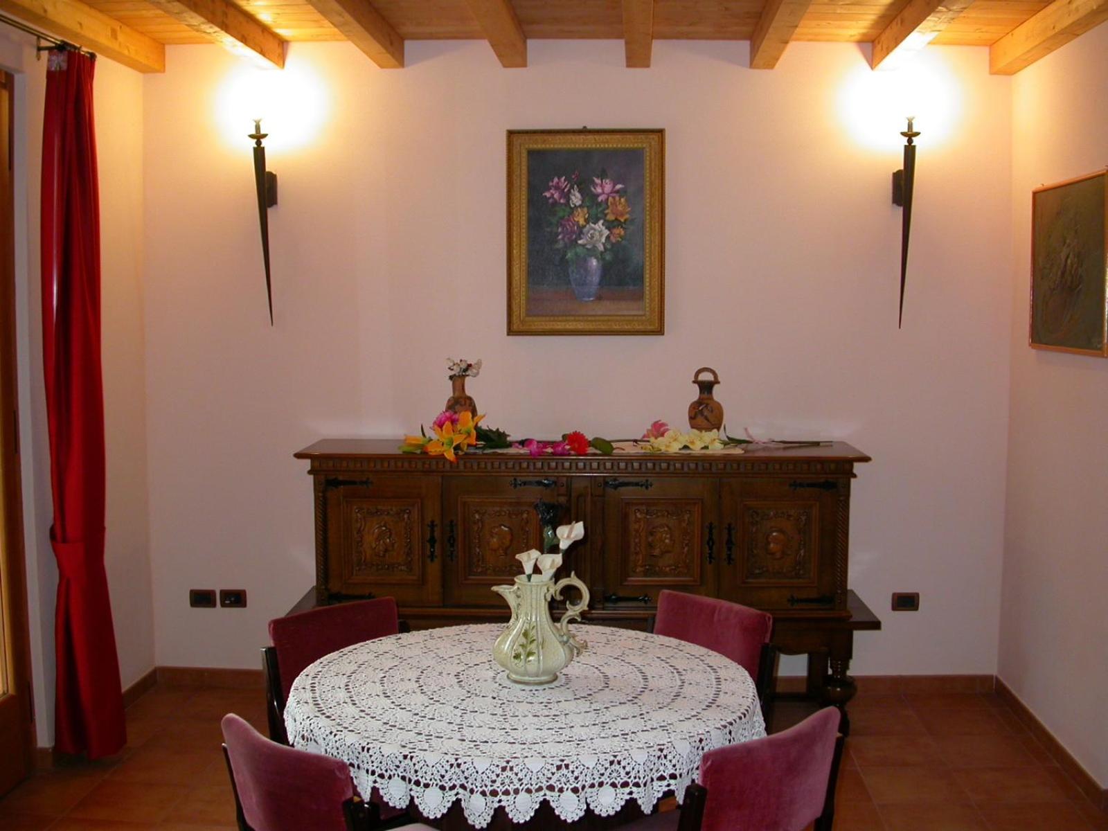 One-Bedroom Apartment (4 Adults) photo 2