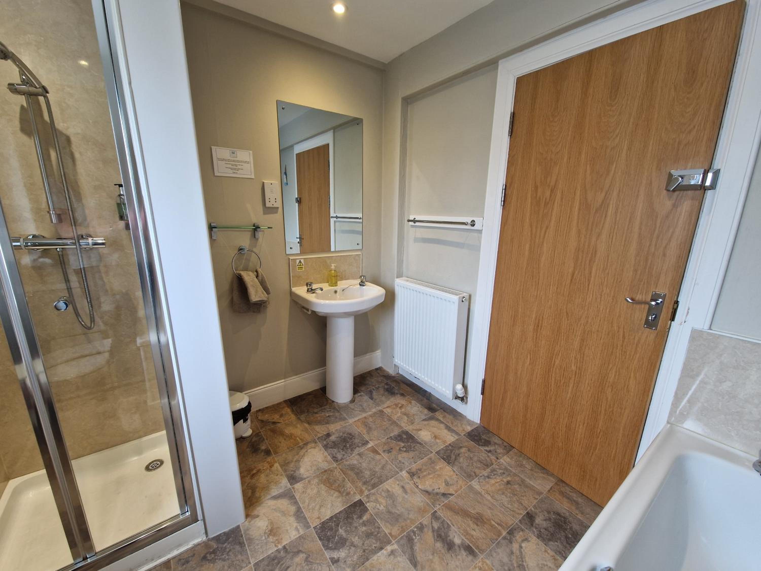 Single Room with Private External Bathroom photo 2