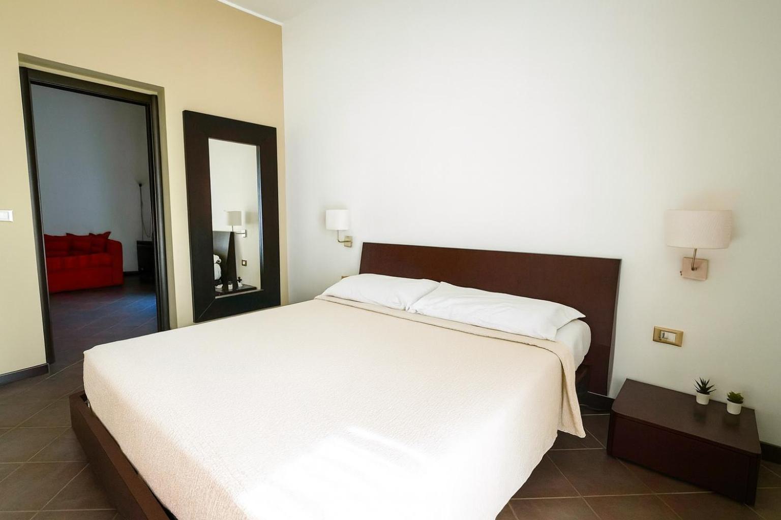 One-Bedroom House photo 1