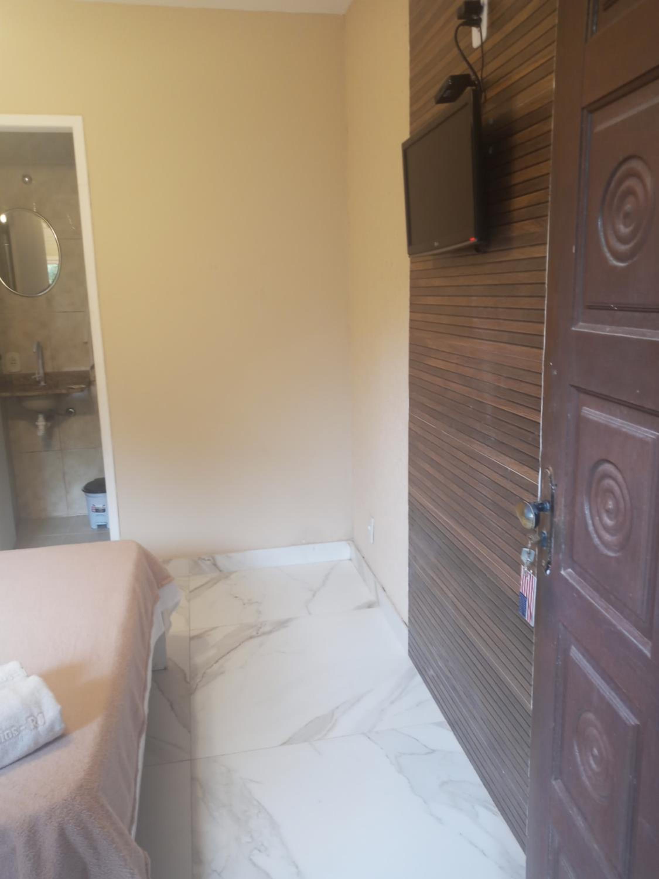 Economy Single Room