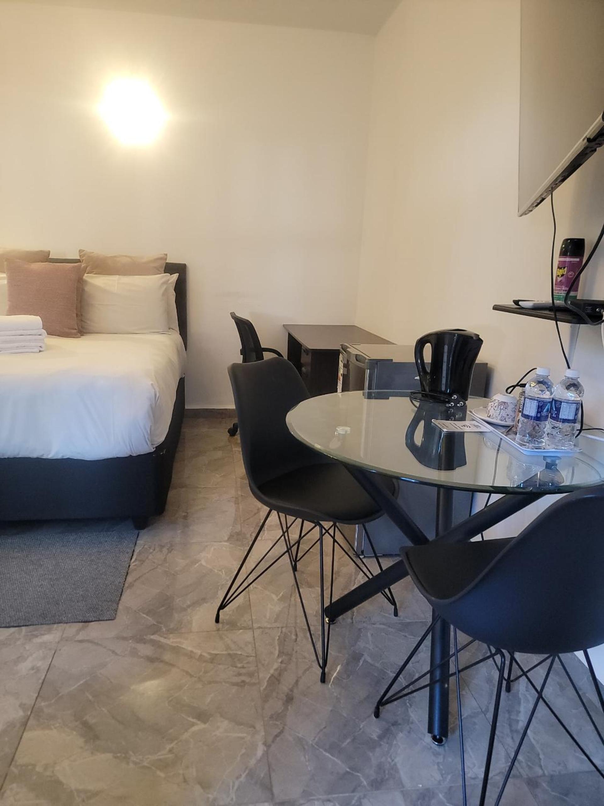 Deluxe Double Room photo 2