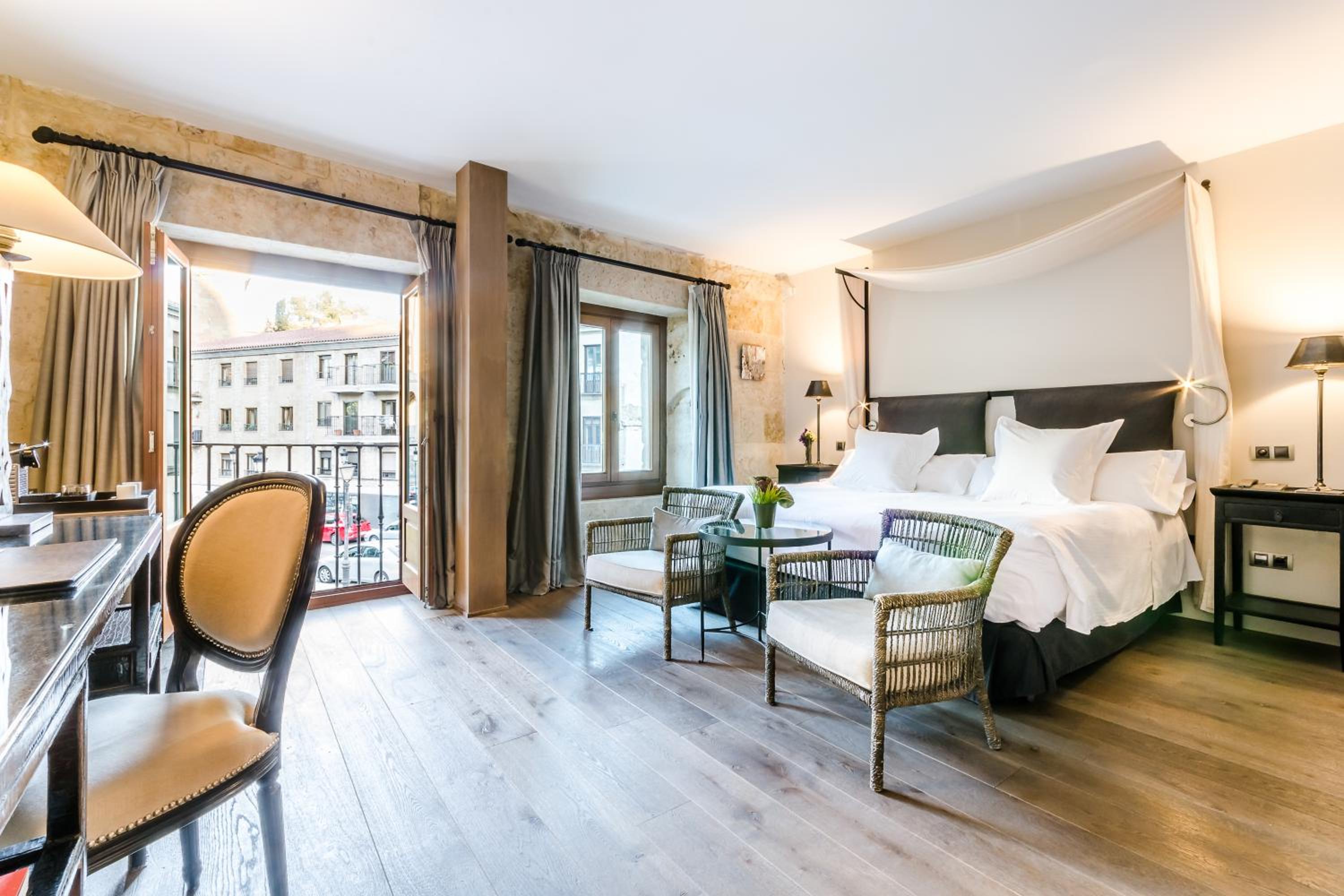 Superior Double Room - Photo 12