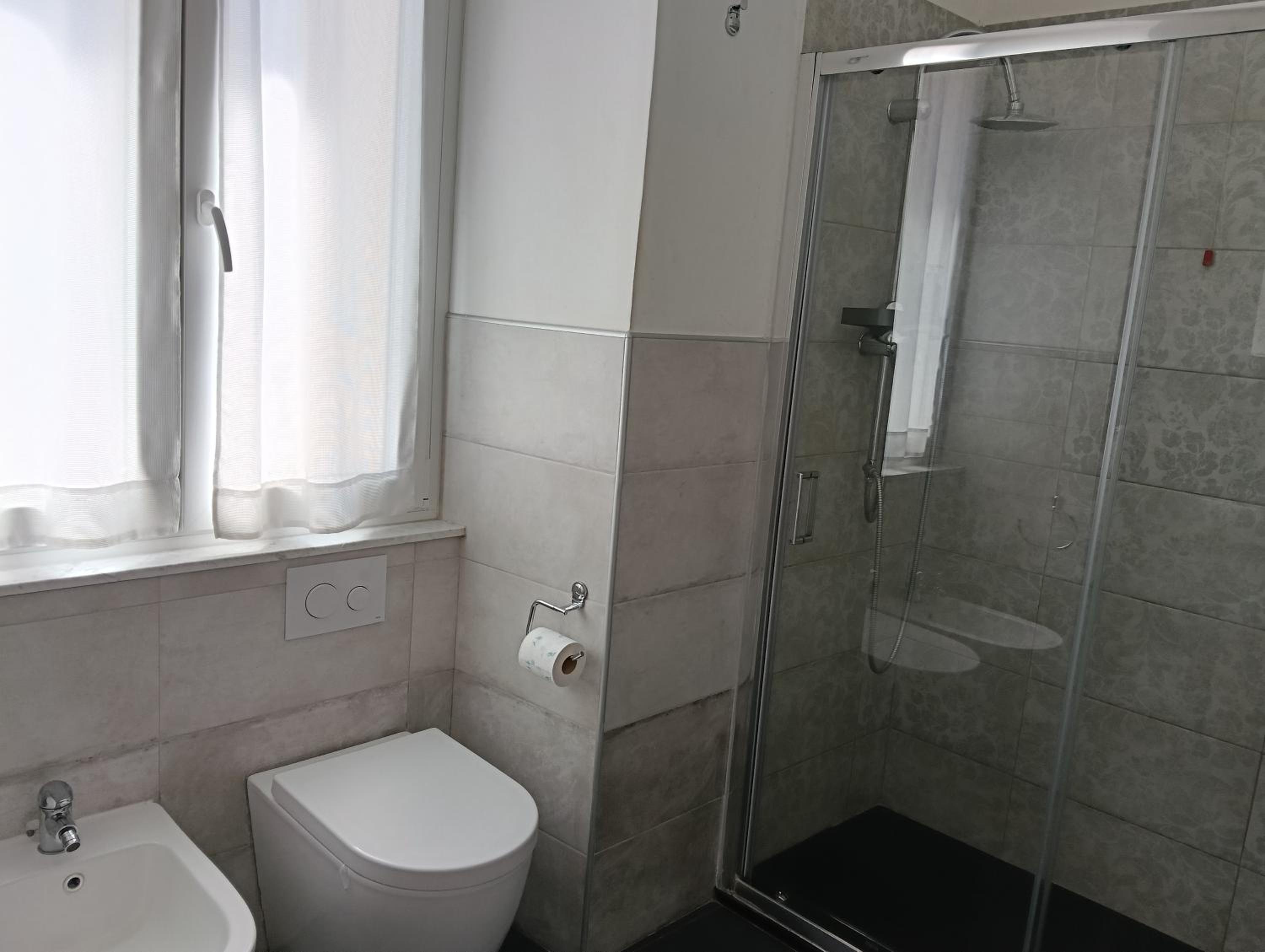 Large Double or Twin Room
