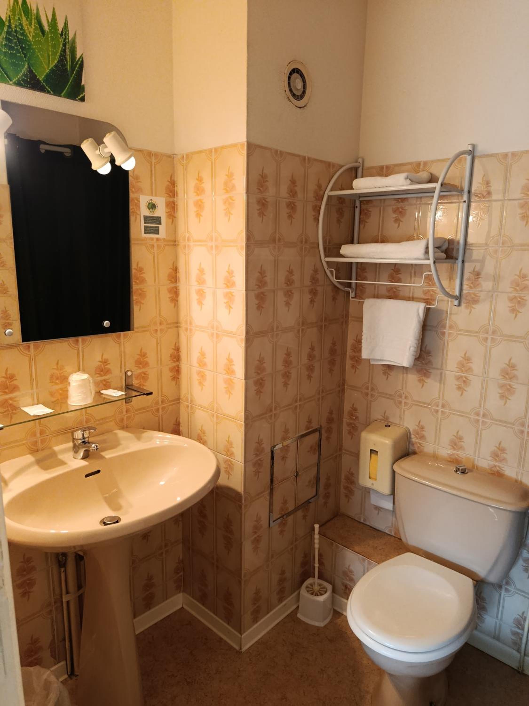 Double Room with Shower