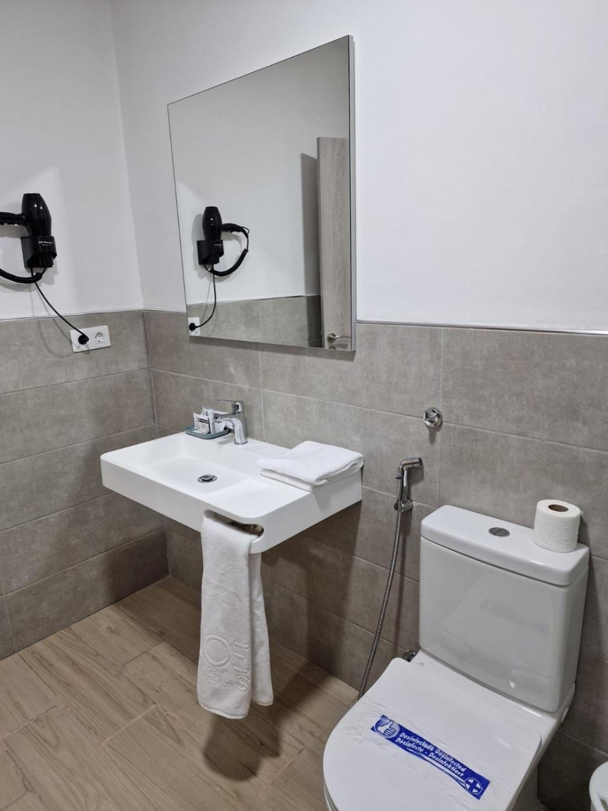 Triple Room photo 3
