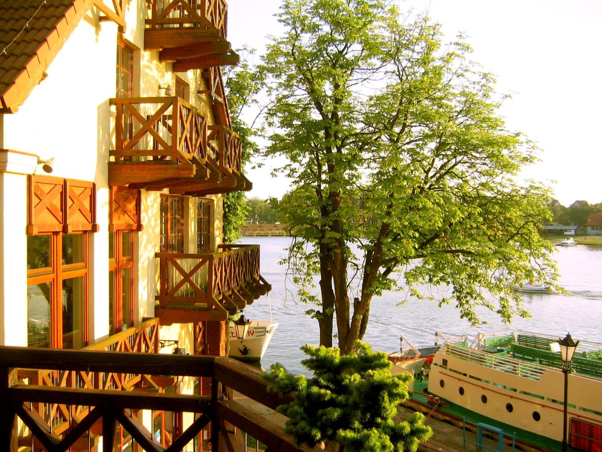 Apartment with Lake View photo 3