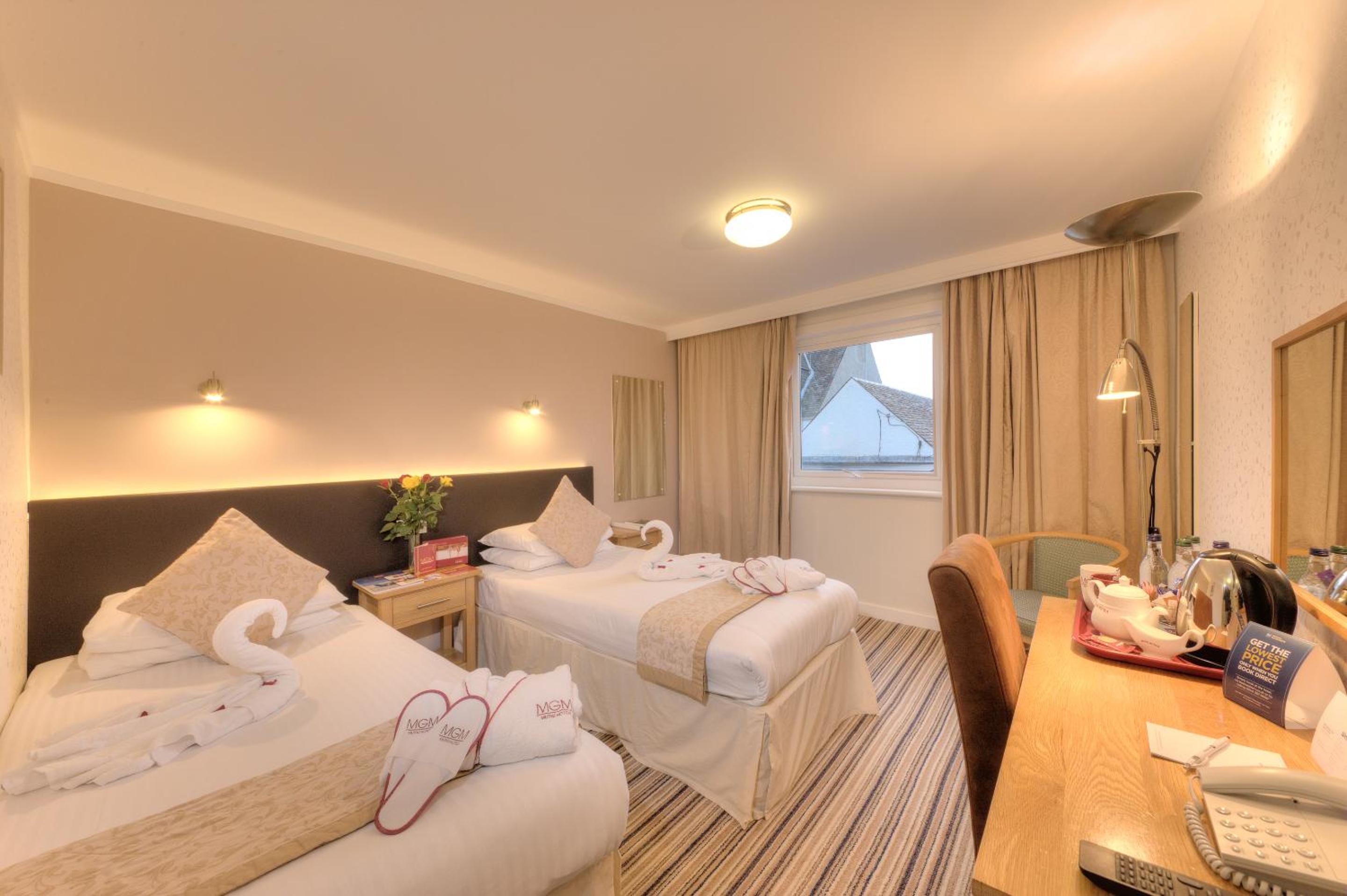 Standard Twin Room photo 2
