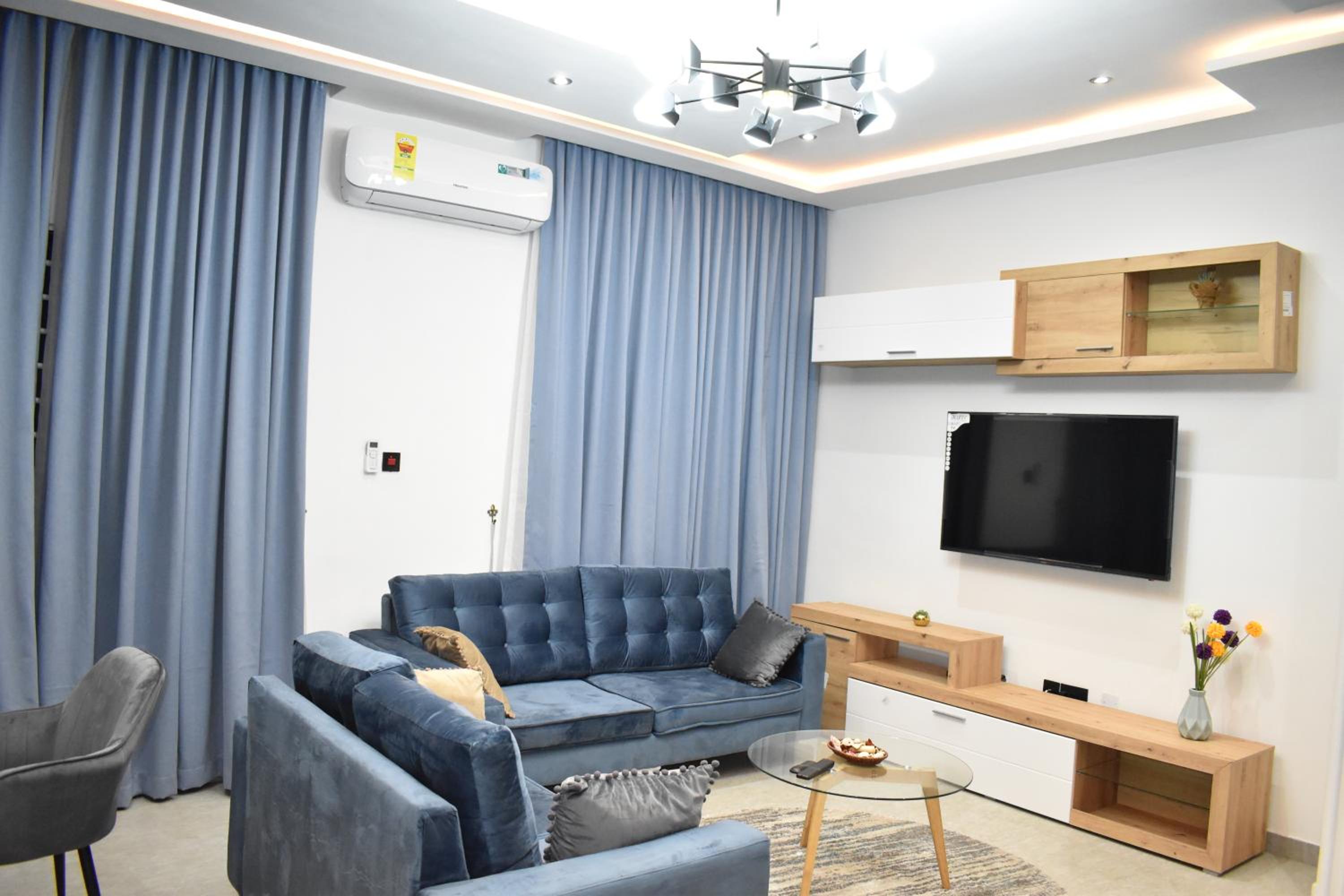 Two-Bedroom Deluxe Apartment with Balcony photo 1