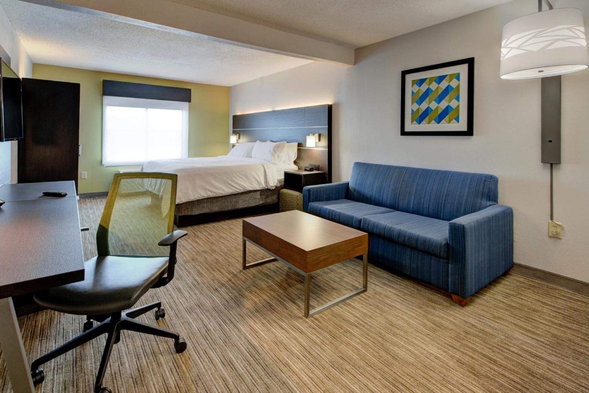 King Suite - Photo 1