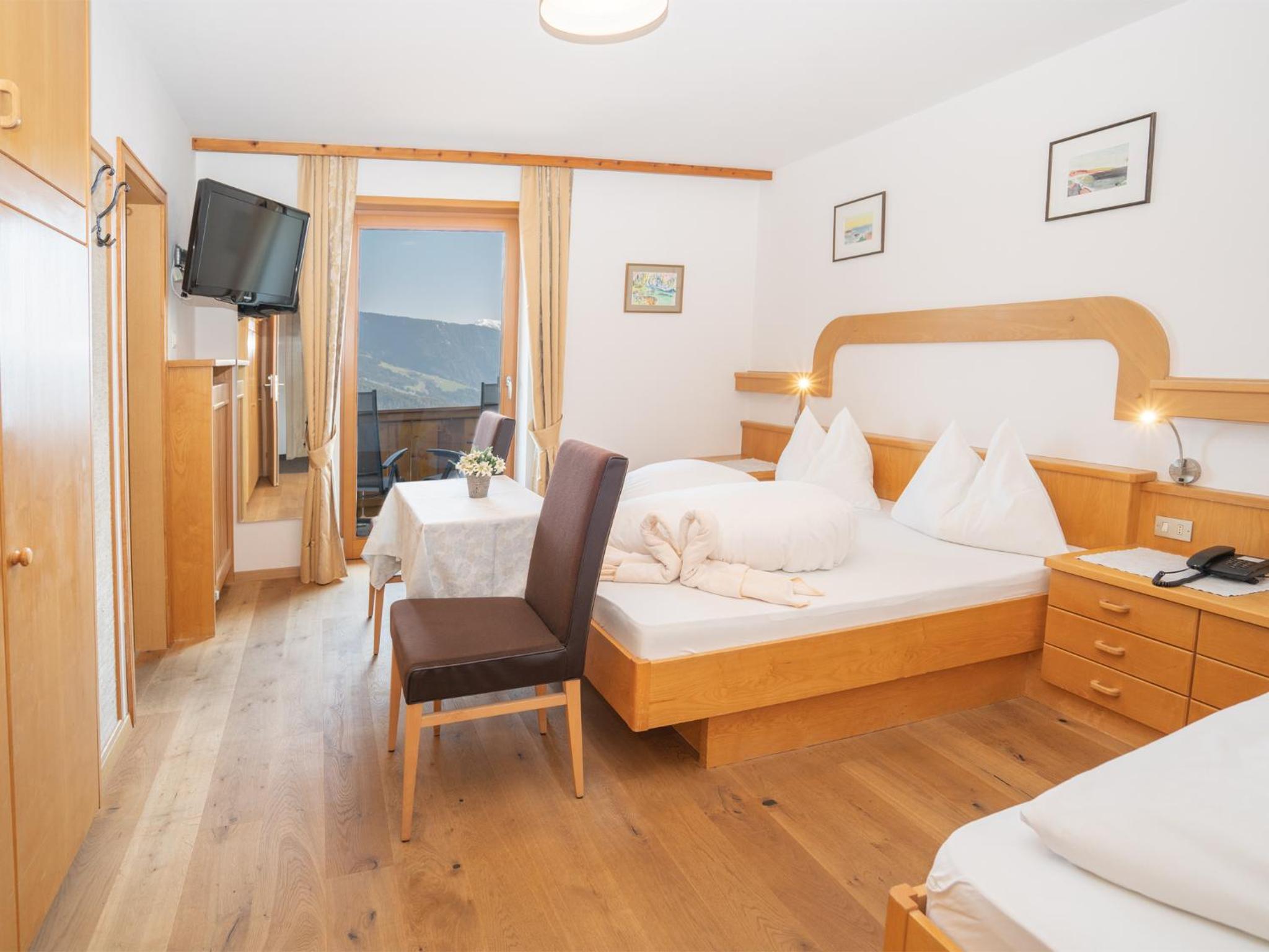 Double Room with Balcony photo 2