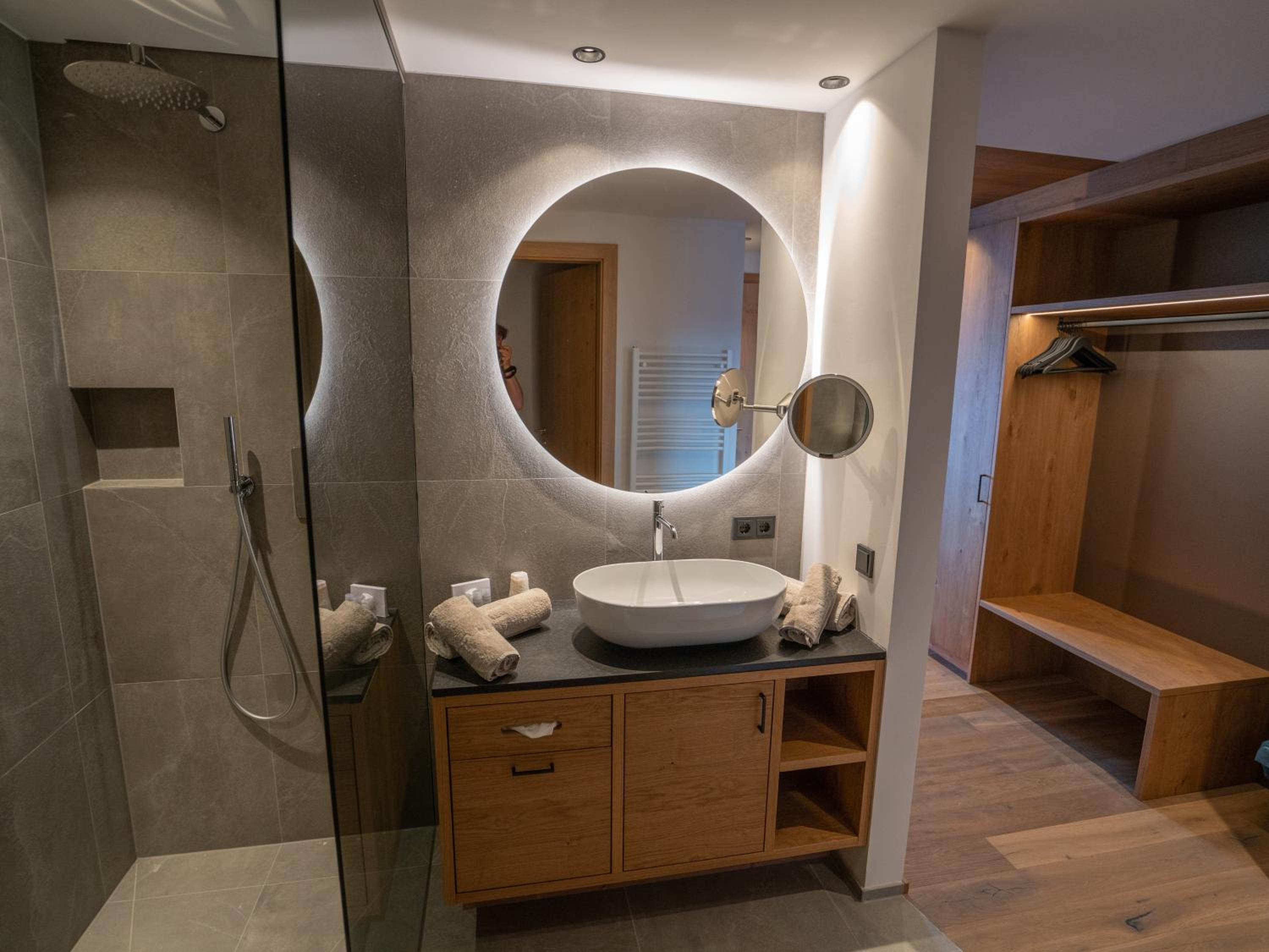 Deluxe Suite photo 1