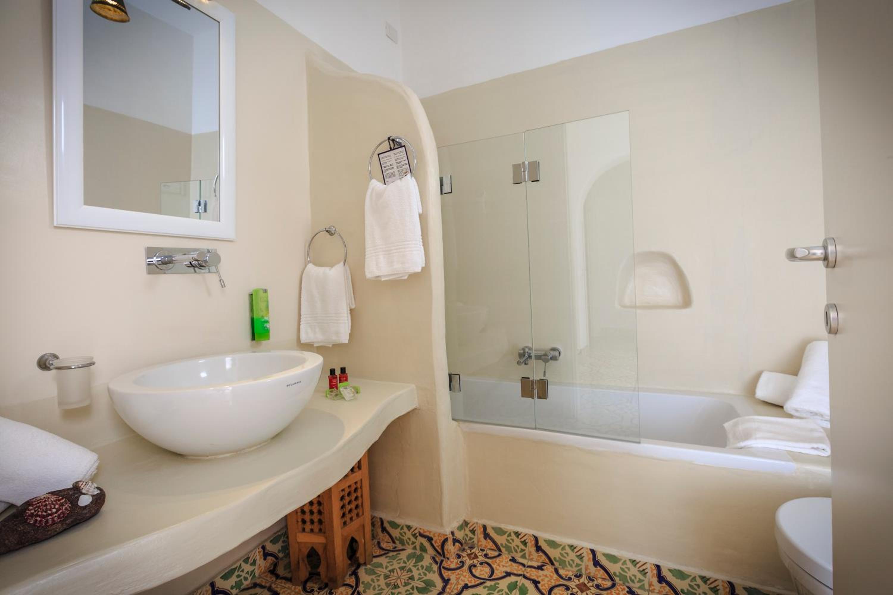 Classic Triple Room photo 2