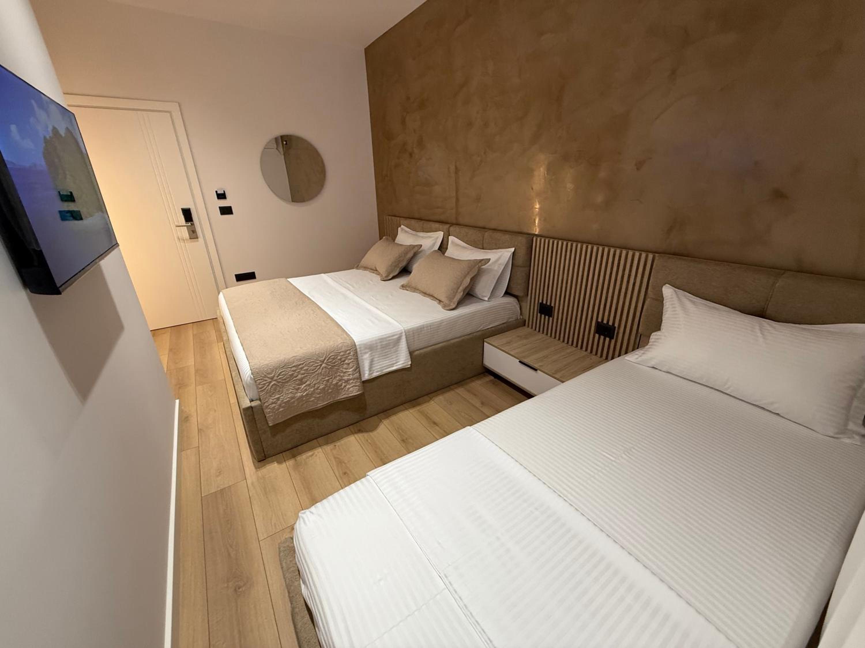 Deluxe Double or Twin Room photo 1