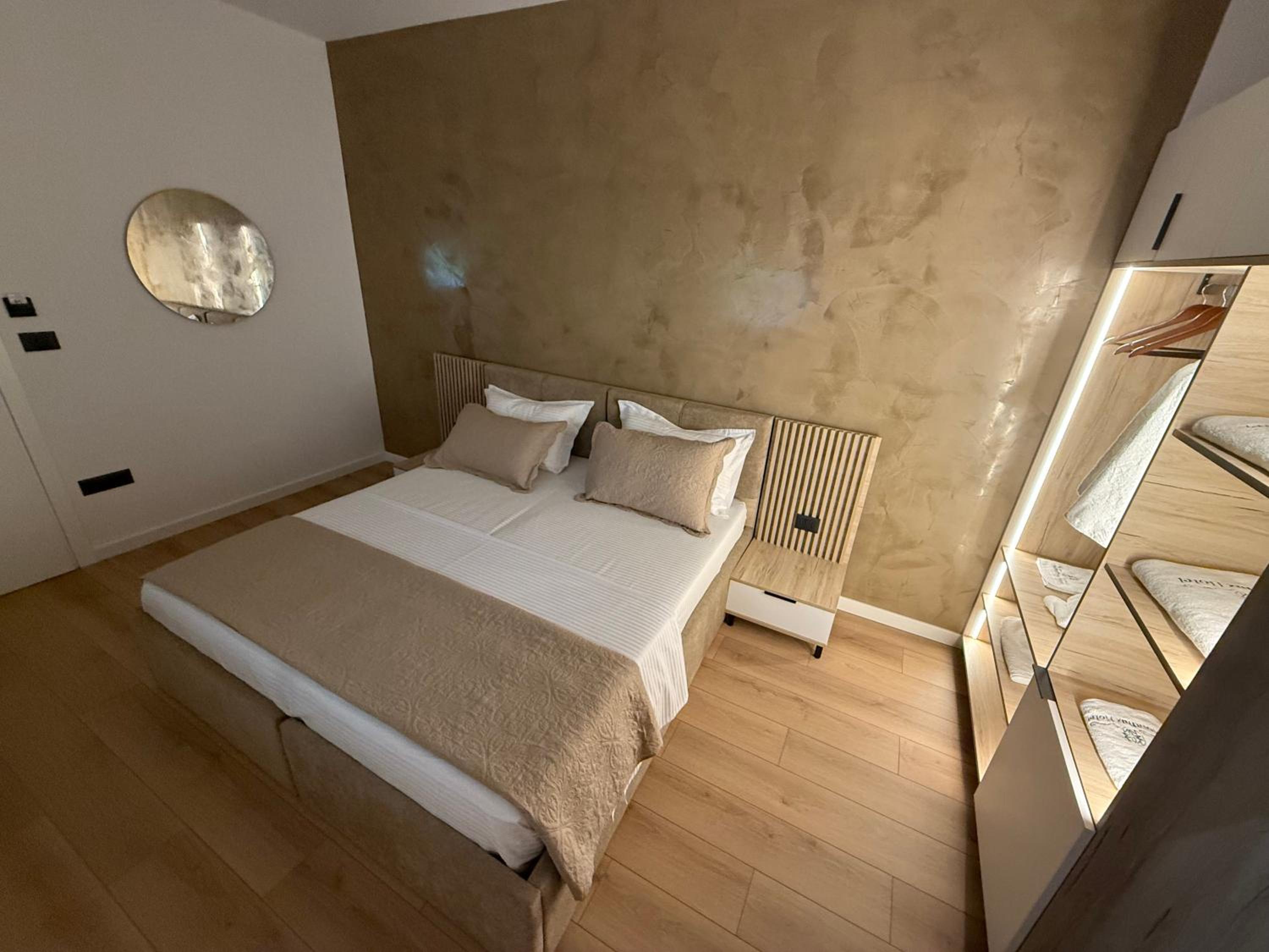 Double or Twin Room photo 3