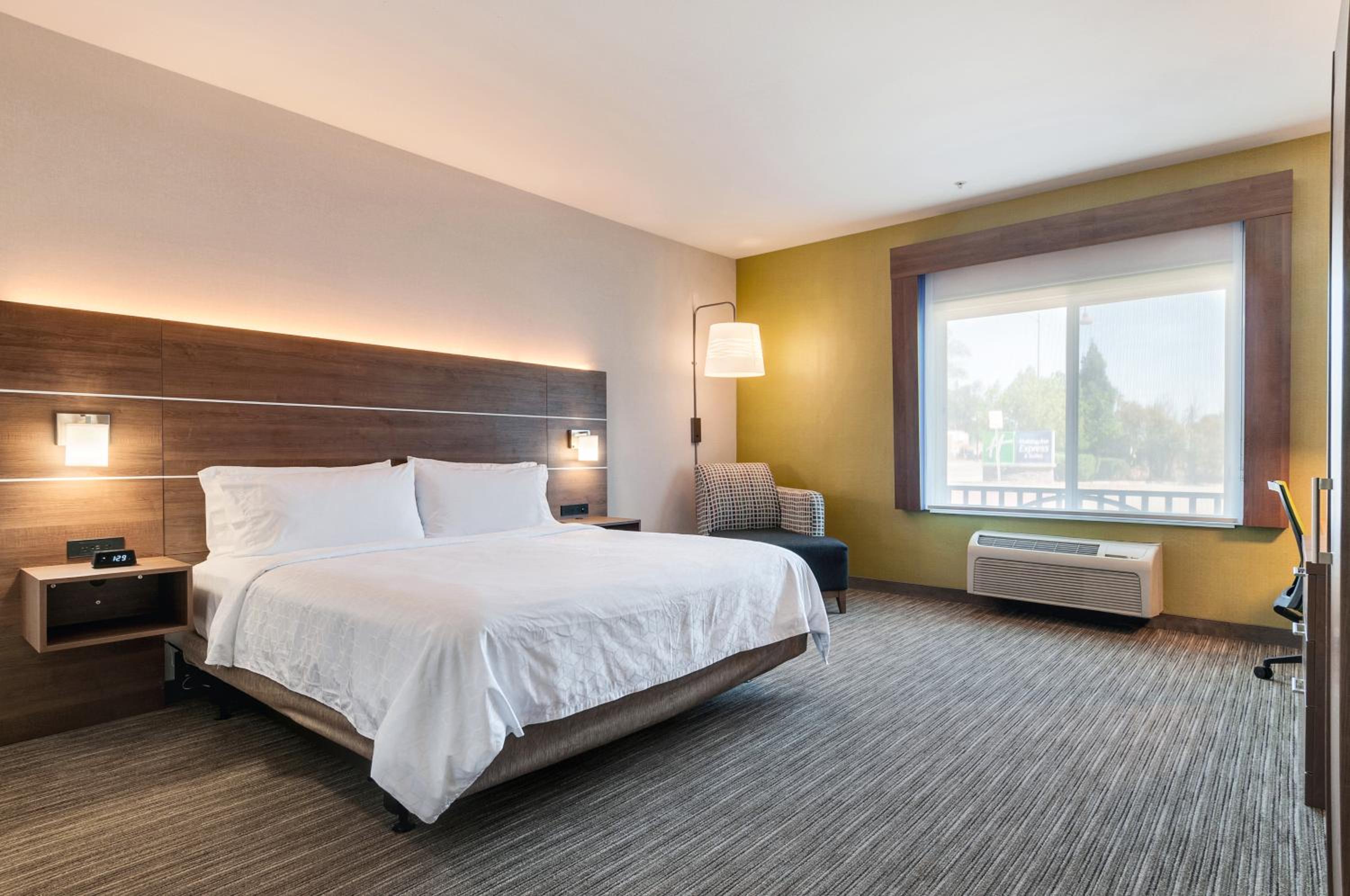 Standard Room - Photo 2
