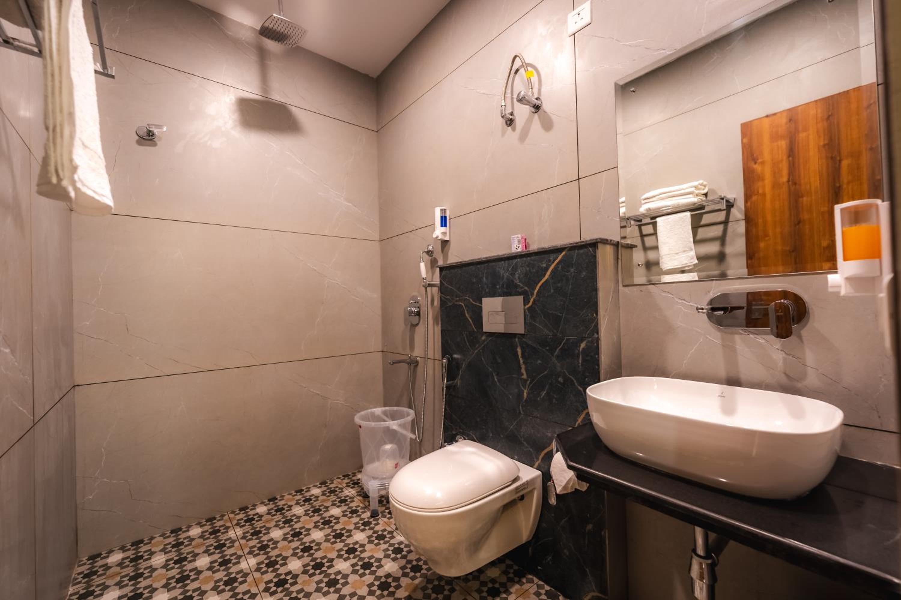 Superior Double Room - Photo 3