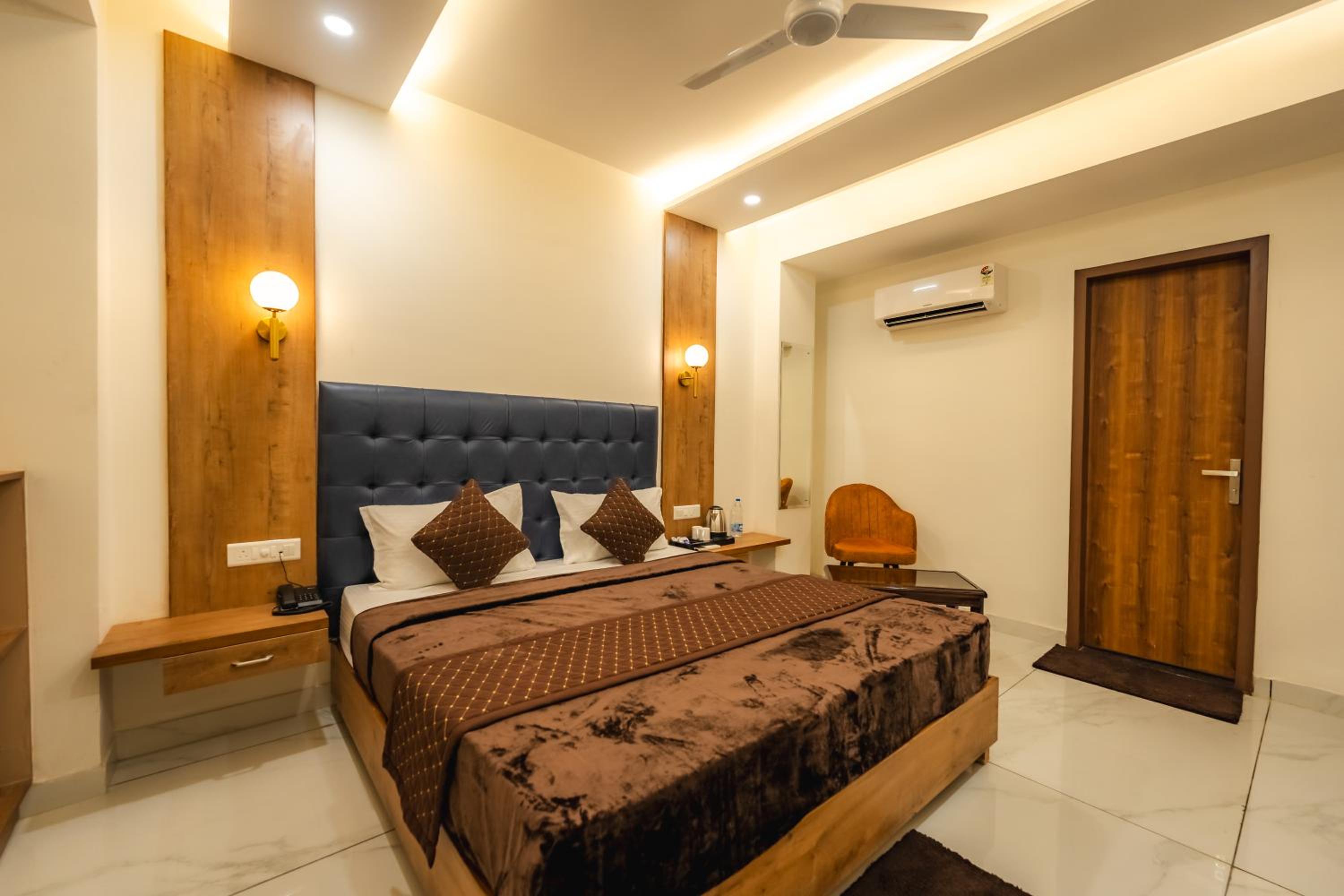 Superior Double Room - Photo 8