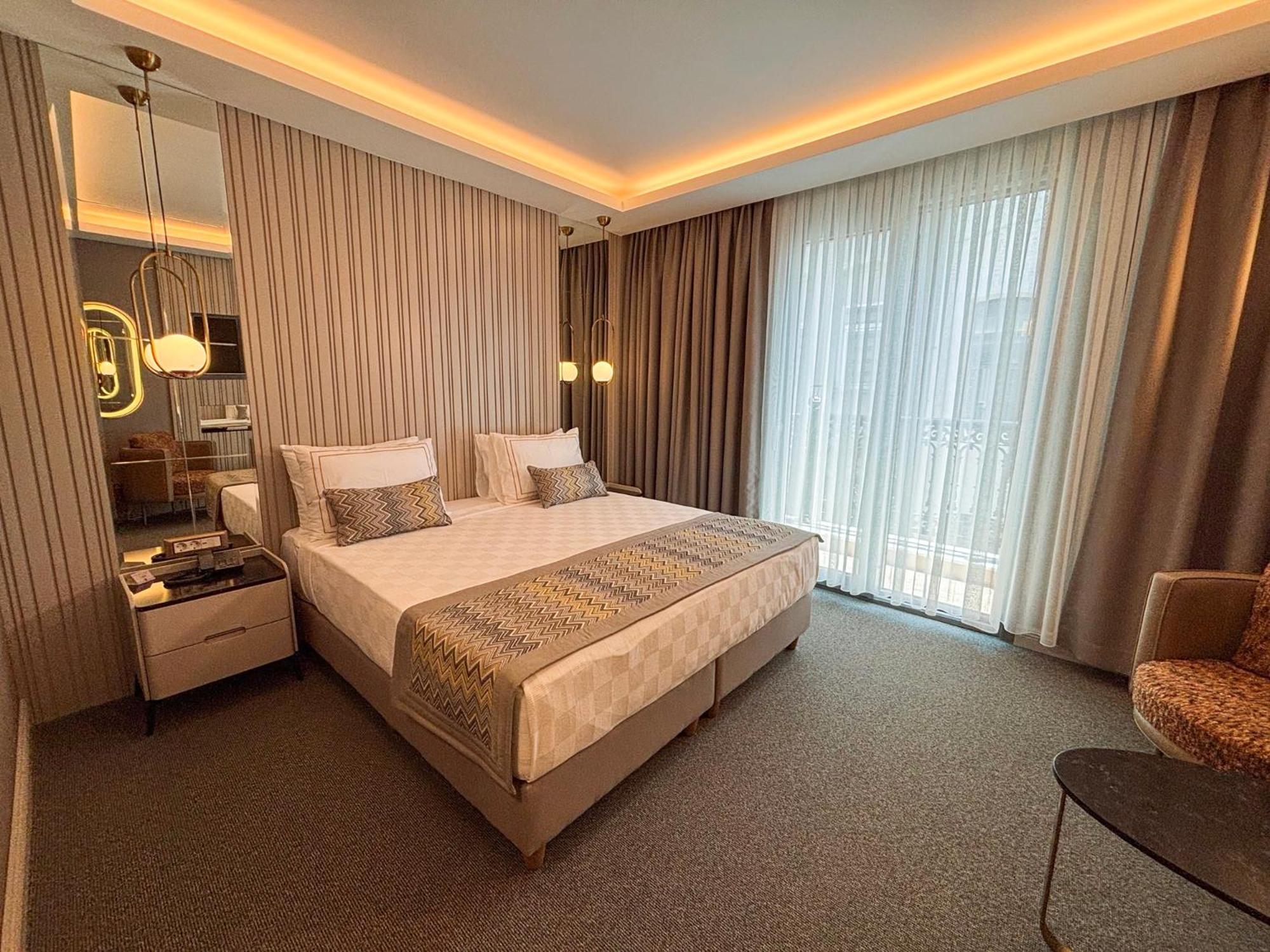 Premium Quadruple Room
