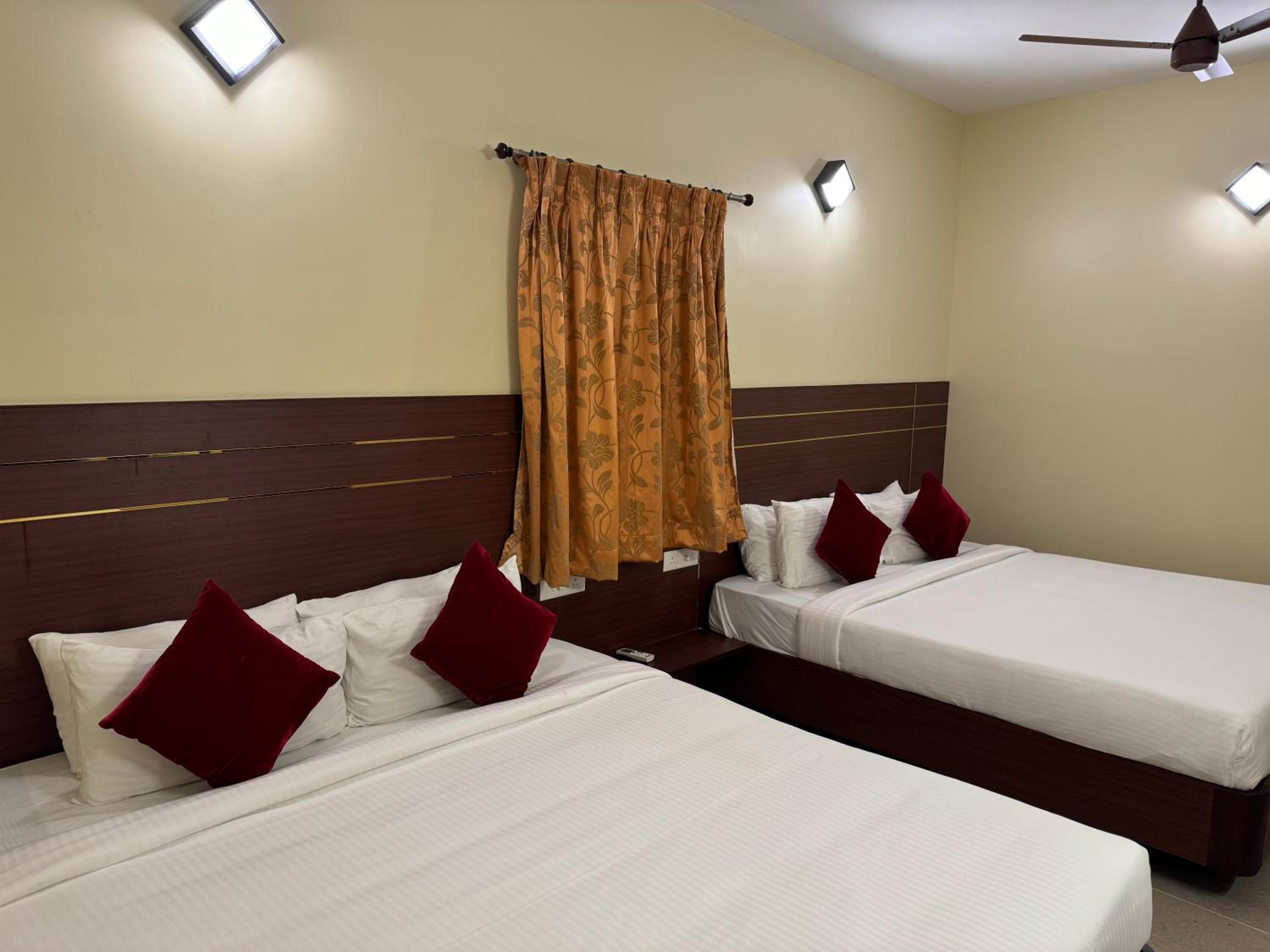 Standard Quadruple Room - Photo 4