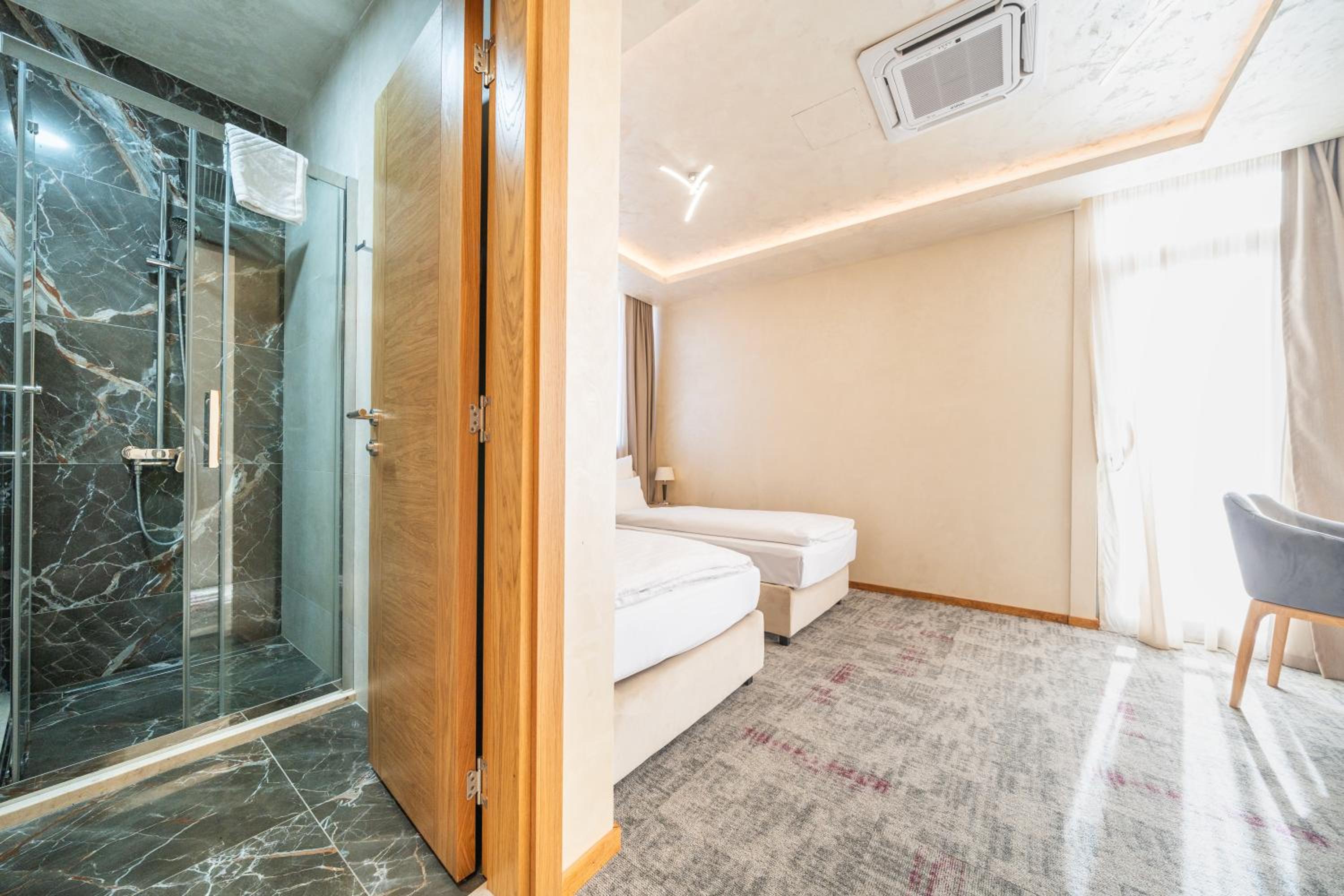 Standard Twin Room photo 1