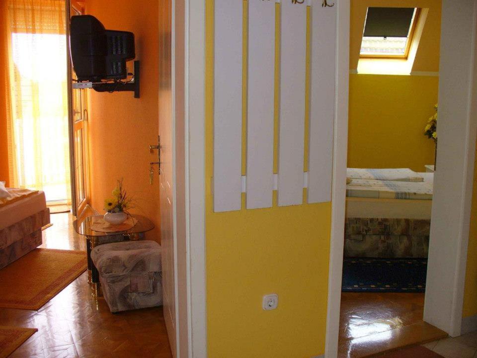 Apartment photo 1