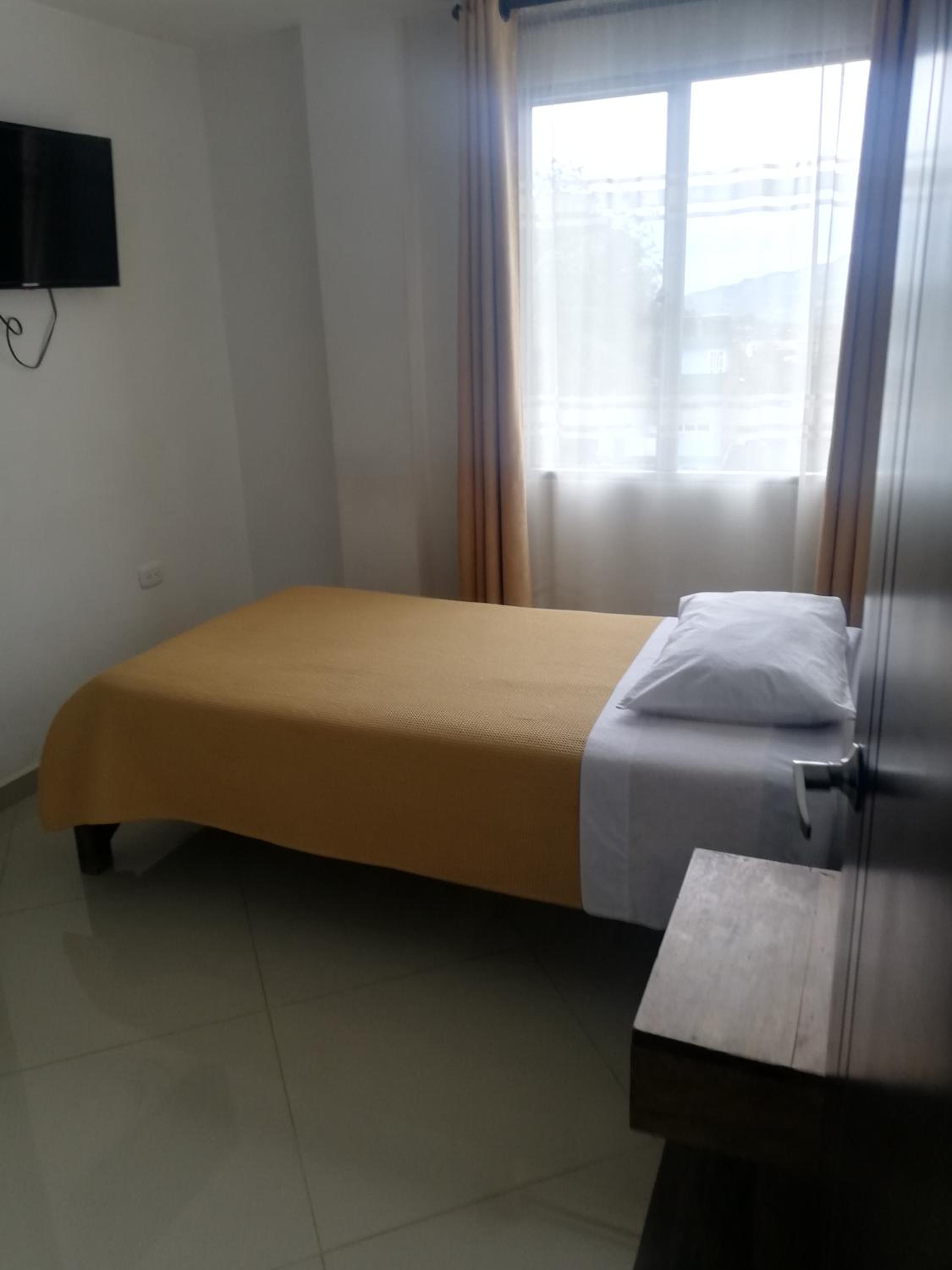 Deluxe Single Room